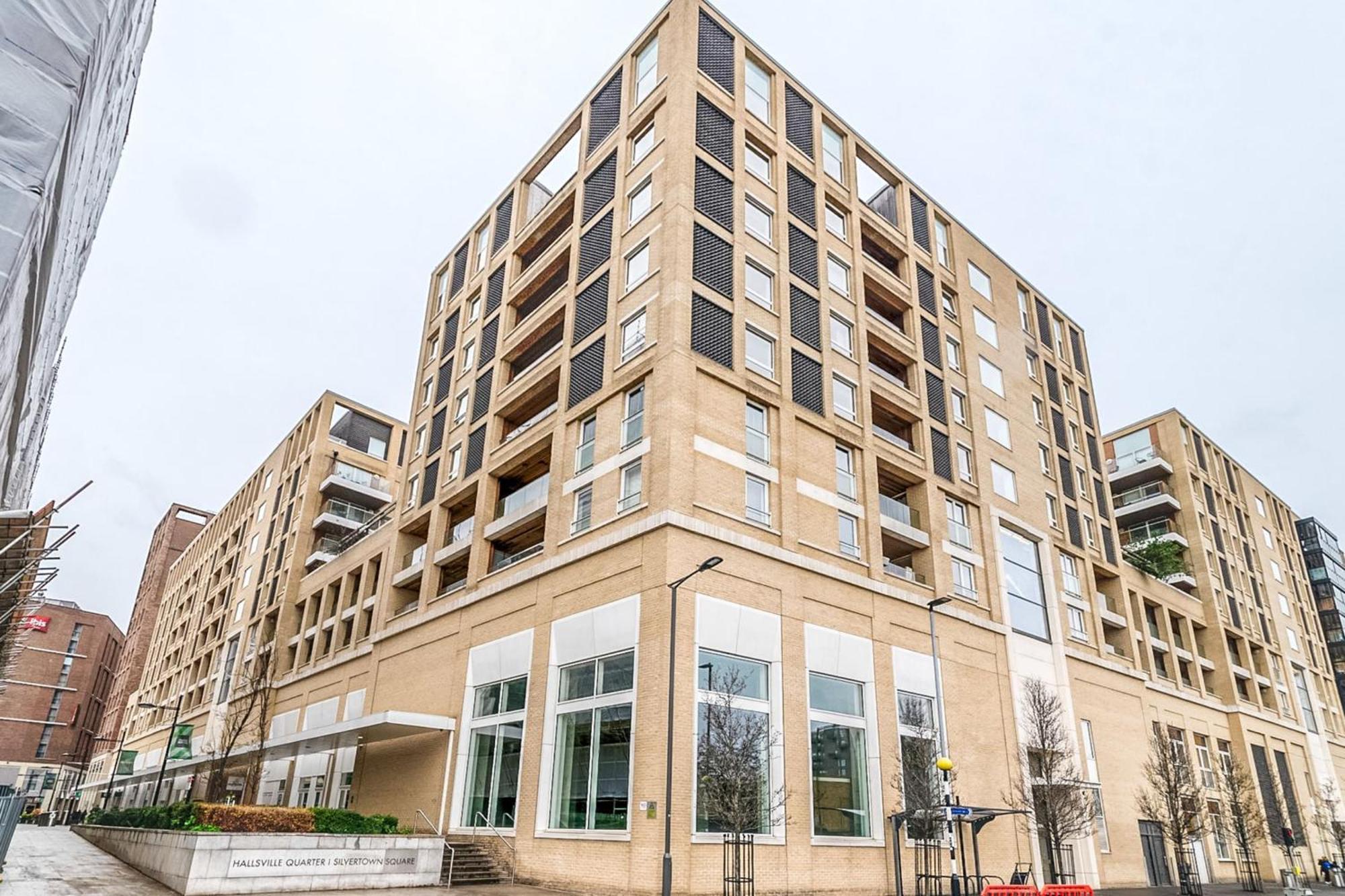 Canning Town Pied-a-terre Apartment