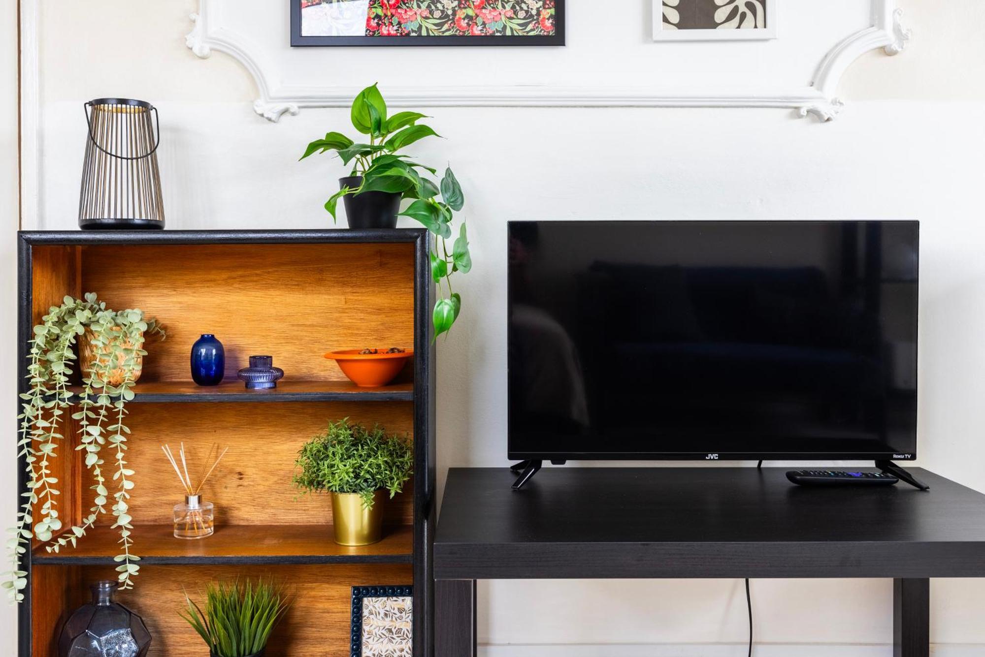 Poplar - Sleep 4-5 - Ideal For Business Travellers & Contractors - Near Canary Wharf And Dlr Station - Parking Tickets Available On Request Apartamento *