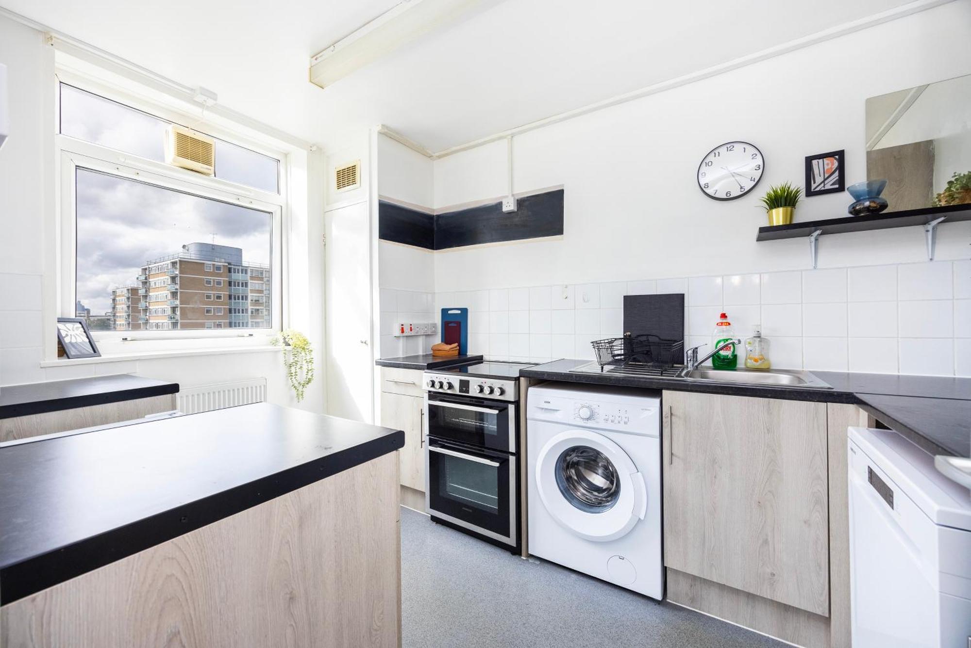 Poplar - Sleep 4-5 - Ideal For Business Travellers & Contractors - Near Canary Wharf And Dlr Station - Parking Tickets Available On Request Apartamento *