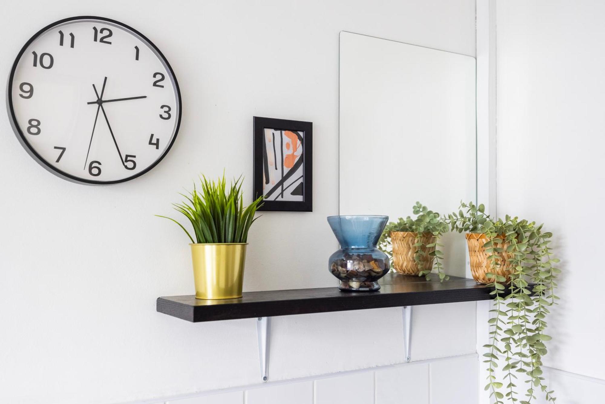 Poplar - Sleep 4-5 - Ideal For Business Travellers & Contractors - Near Canary Wharf And Dlr Station - Parking Tickets Available On Request Apartamento Londres