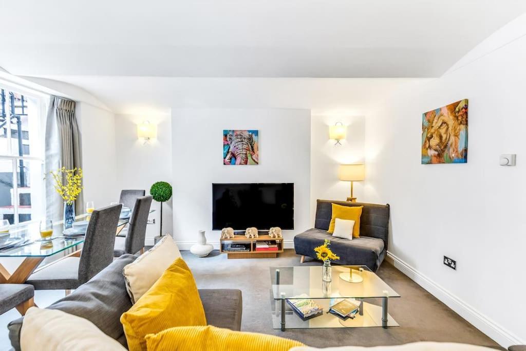 Elegant In The Heart Of Chelsea Sleeps 7 Apartment London