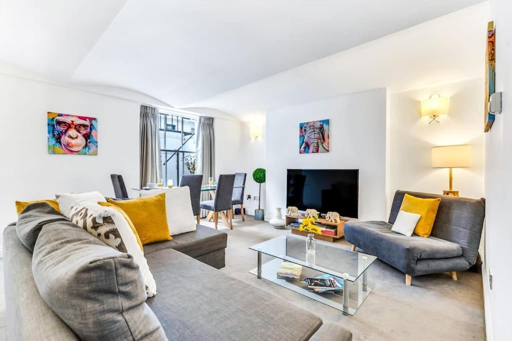 Apartment Elegant In The Heart Of Chelsea Sleeps 7