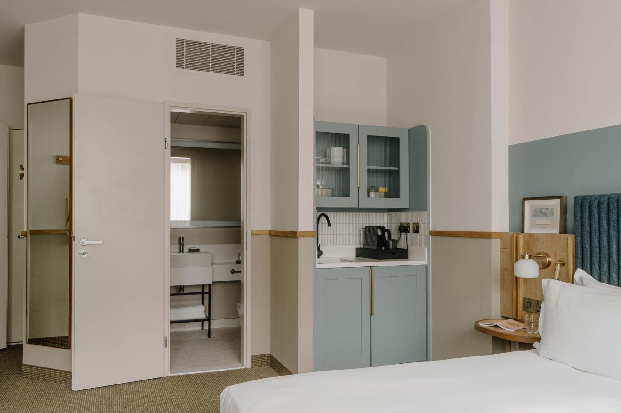 Hotel Club Quarters St Paul's, London