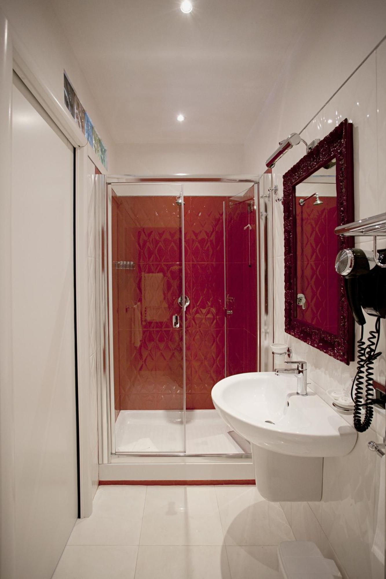 Ap 2bd Mayfair London