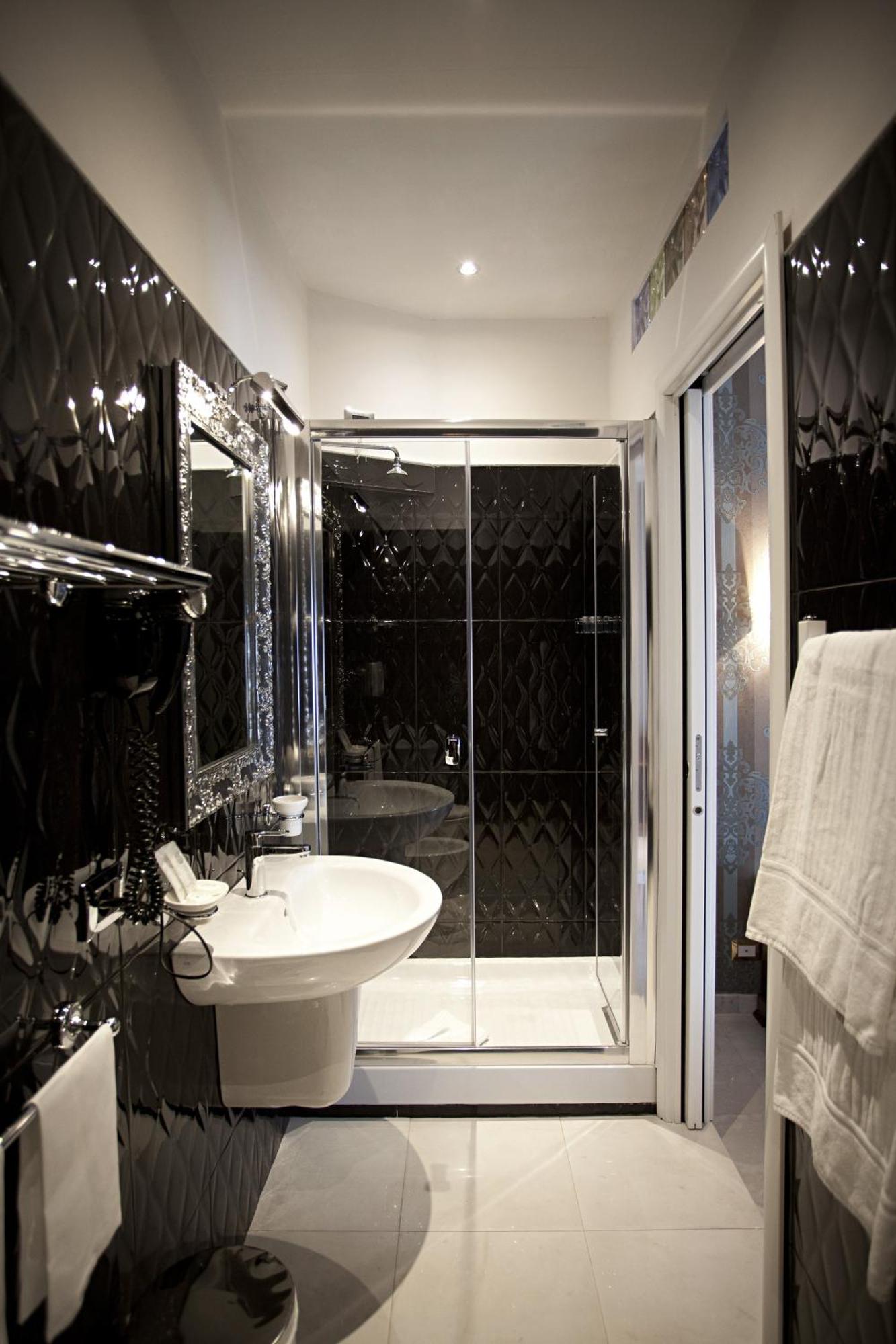 Ap 2bd Mayfair Apartment