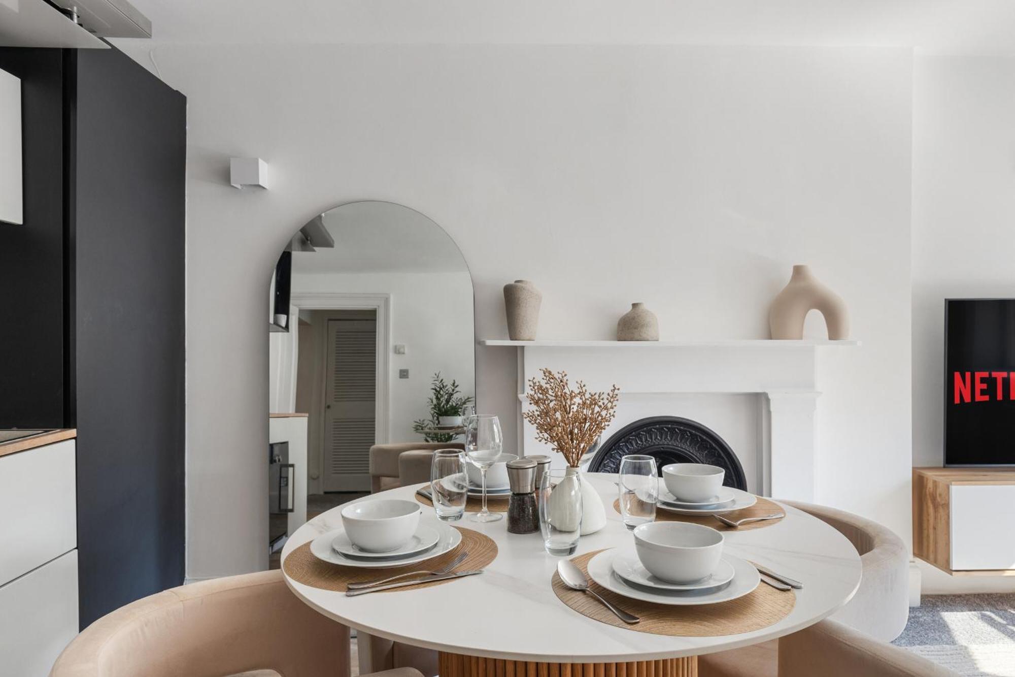 Serenity Escape - La Reserve Knightsbridge * London