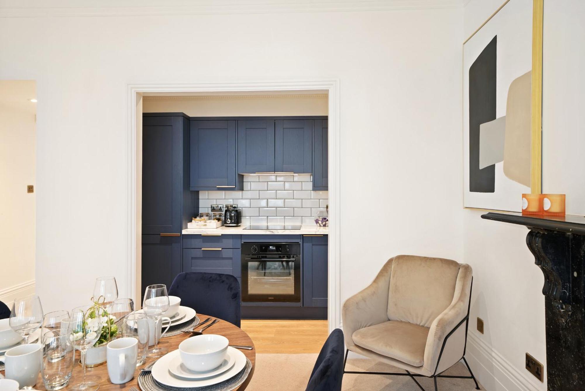 The Luxe Sanctuary - La Reserve Knightsbridge Apartment London