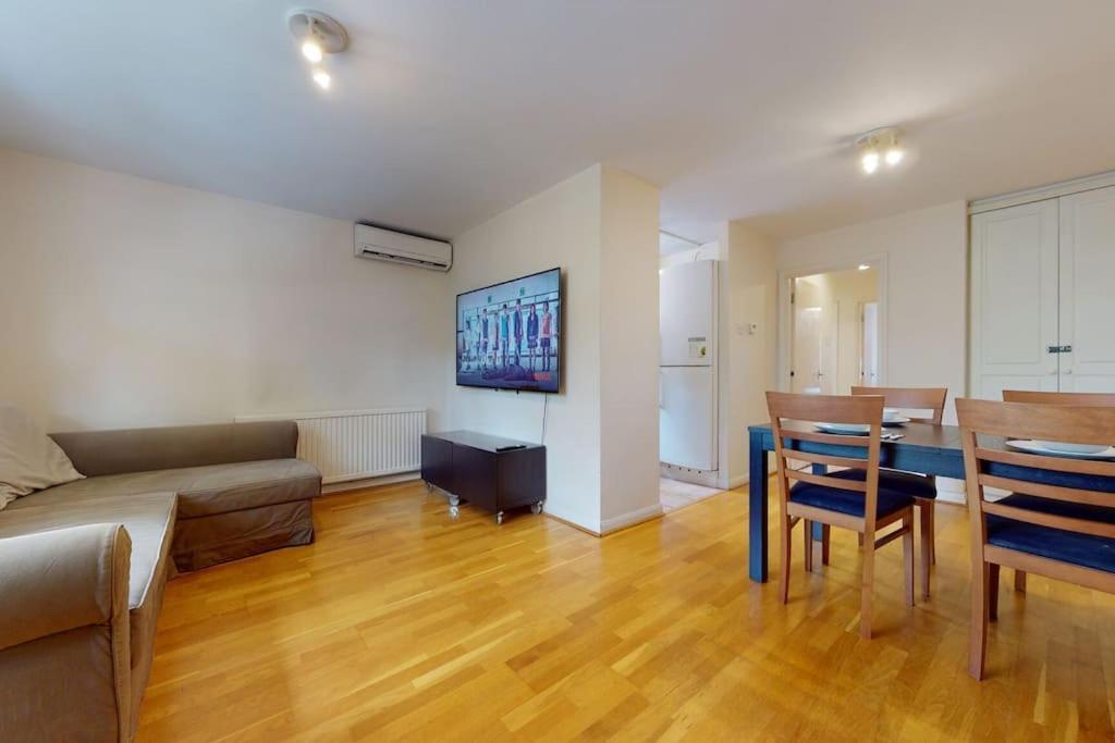Apartment -air Con- Cute 2bd Flat 1 Min Maida Vale Station! *