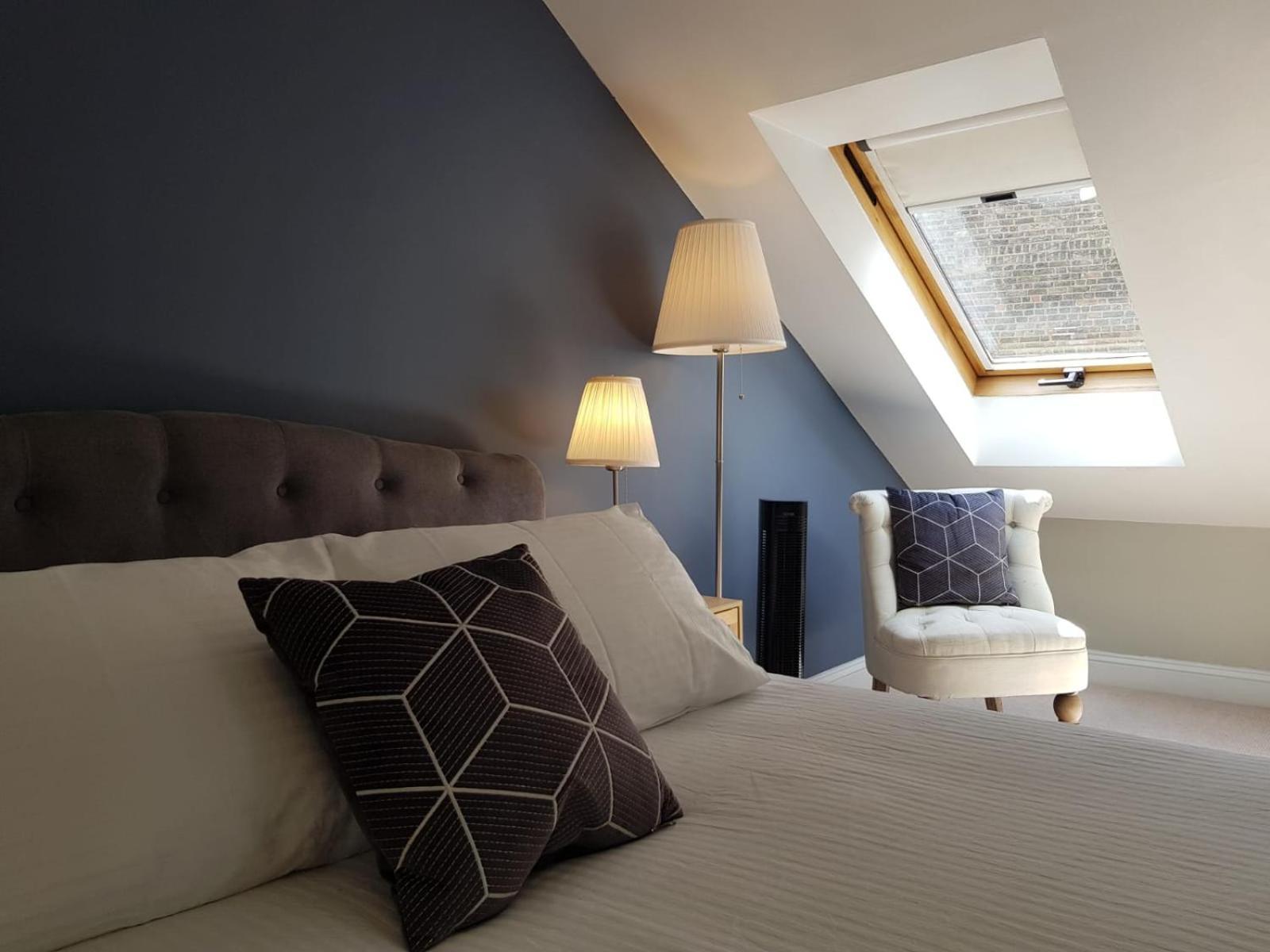 5 Bed House - Fancy - Sleep Up To 12 - Ferienhaus
