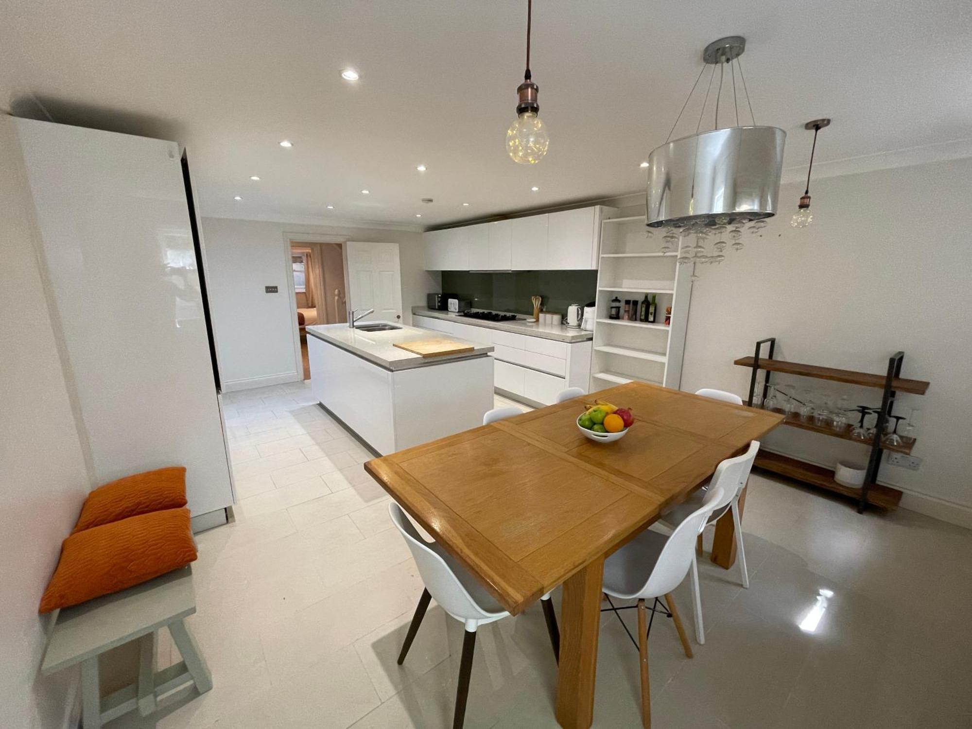 Ferienhaus 5 Bed House - Fancy - Sleep Up To 12 - *