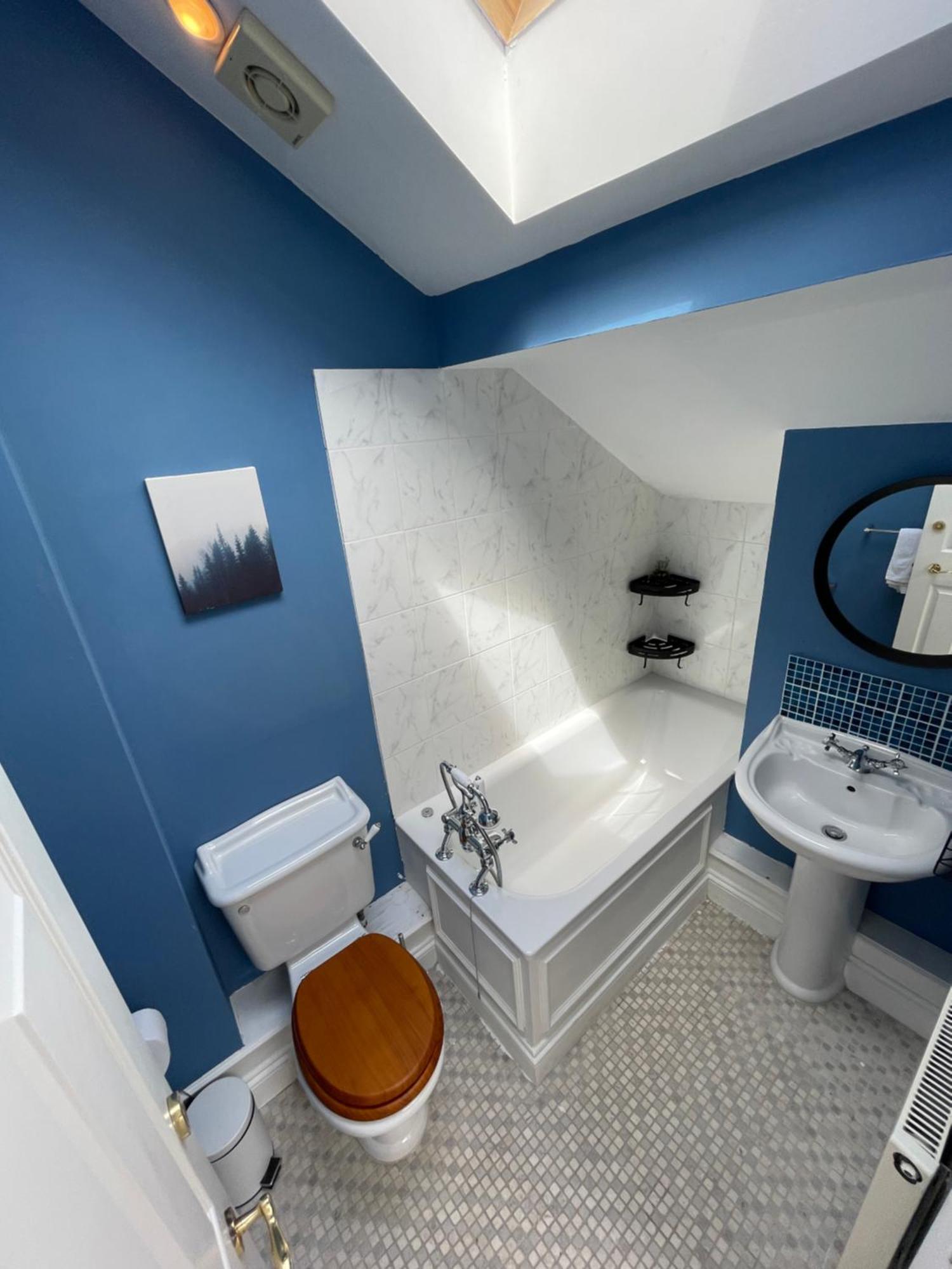 5 Bed House - Fancy - Sleep Up To 12 - London