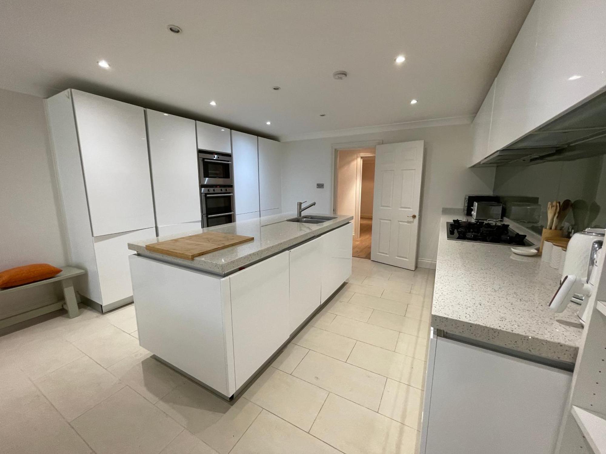 Ferienhaus 5 Bed House - Fancy - Sleep Up To 12 - *