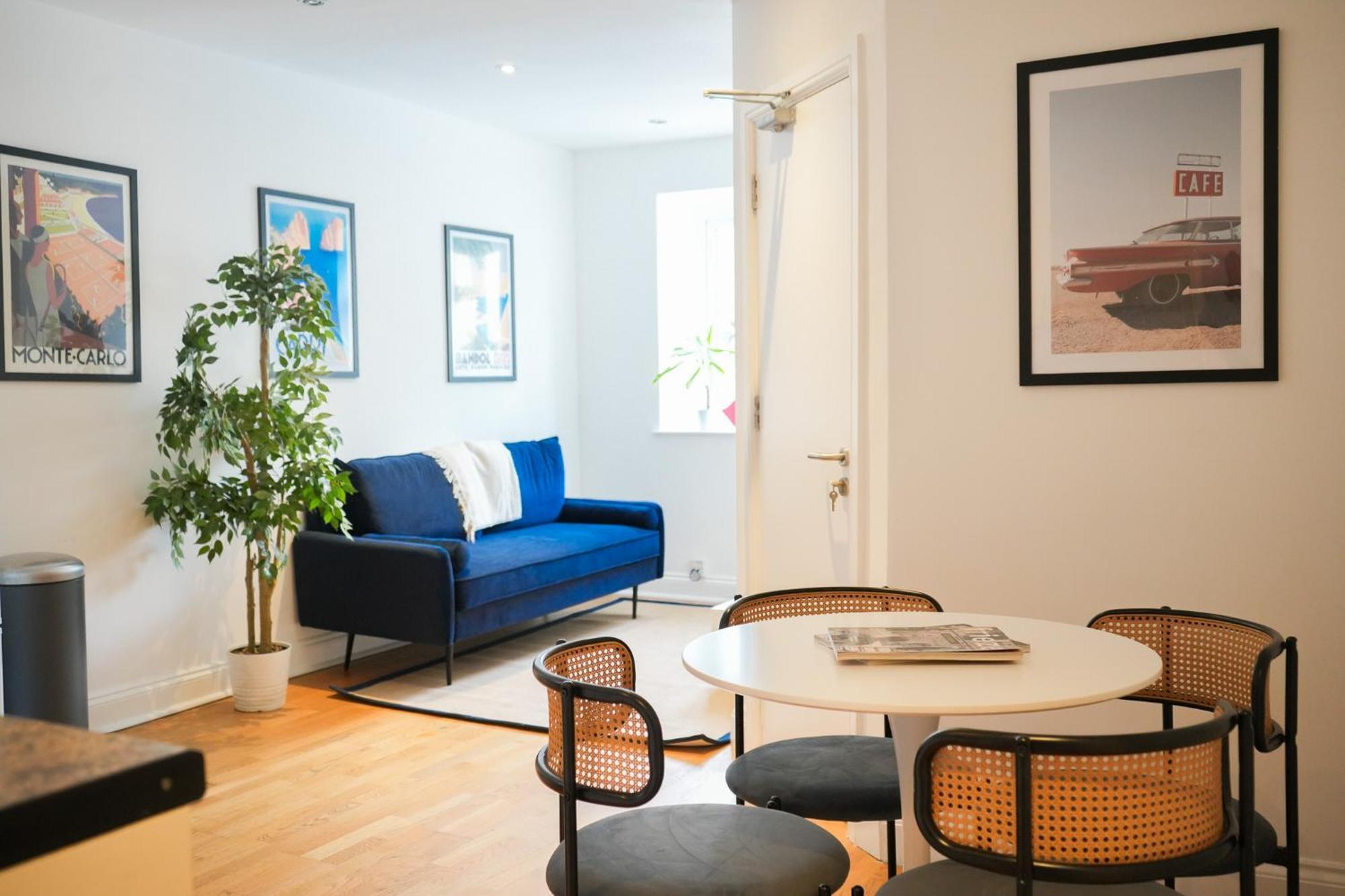 Fun Energetic Oasis In Islington Apartment