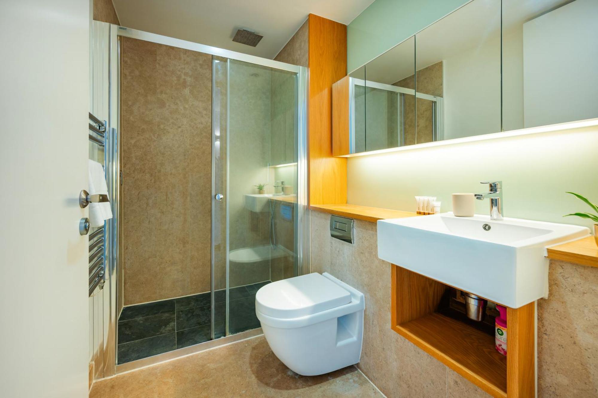 Urban Haven A Central Modern Gem Apartment London