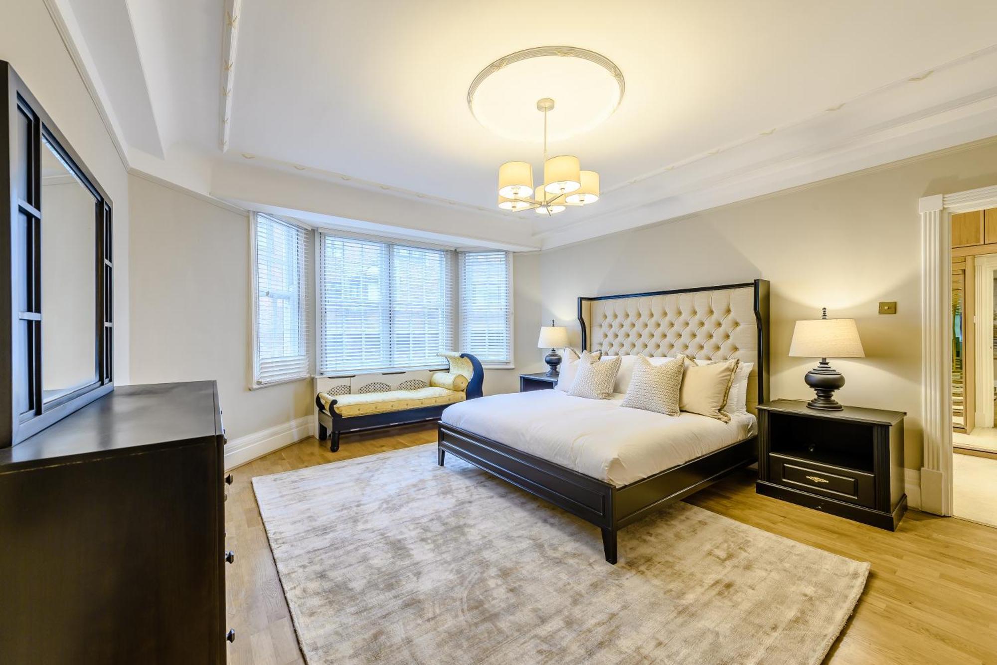 Strathmore Court Apartment