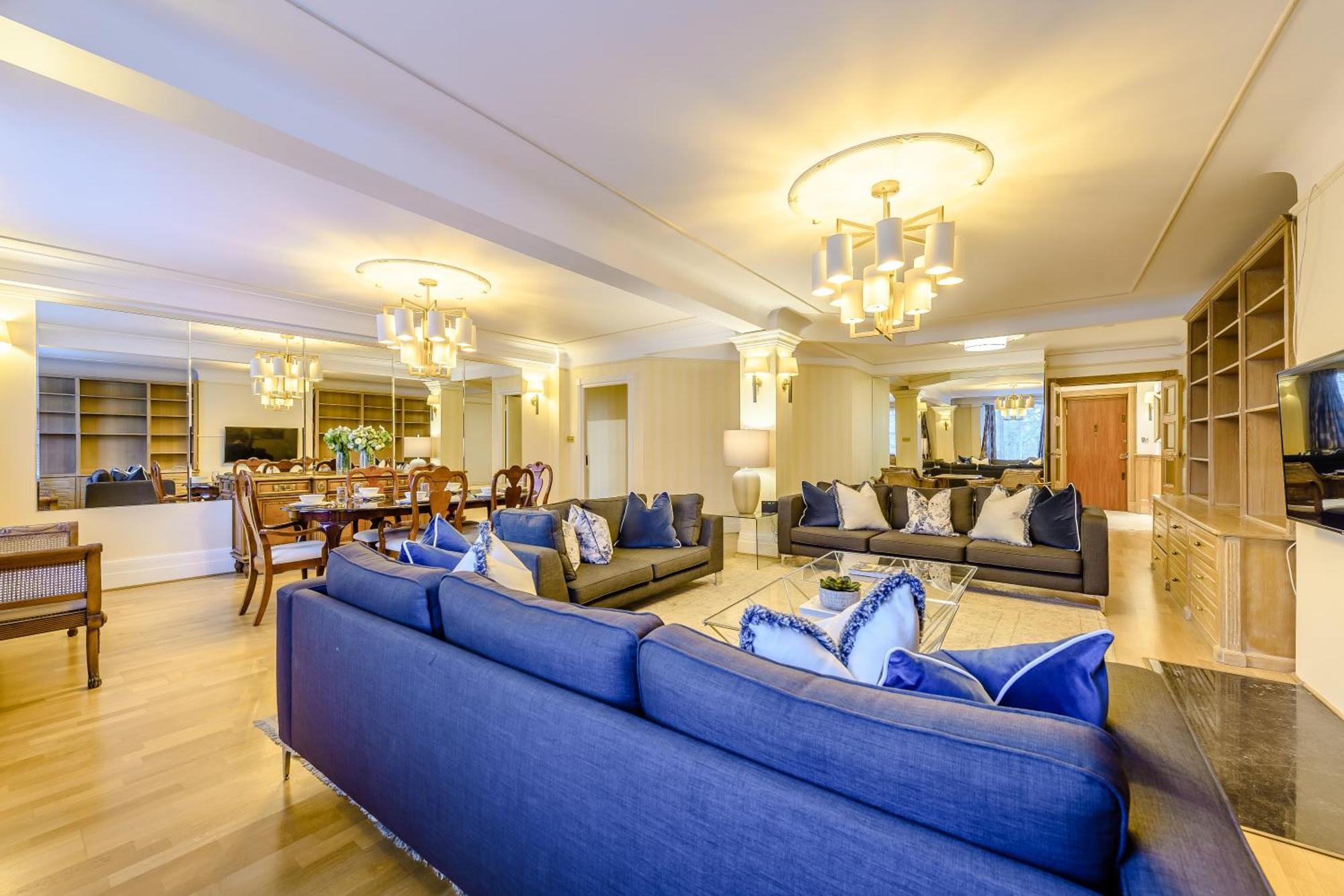Strathmore Court Apartment London