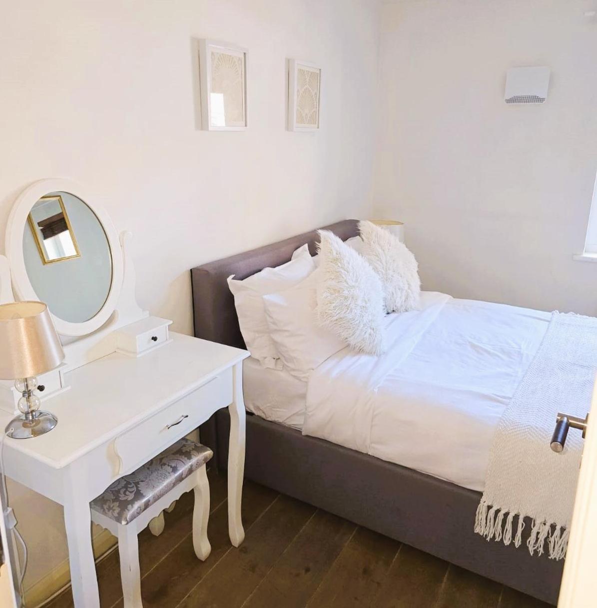 Super Beautiful Three Bedroom *
