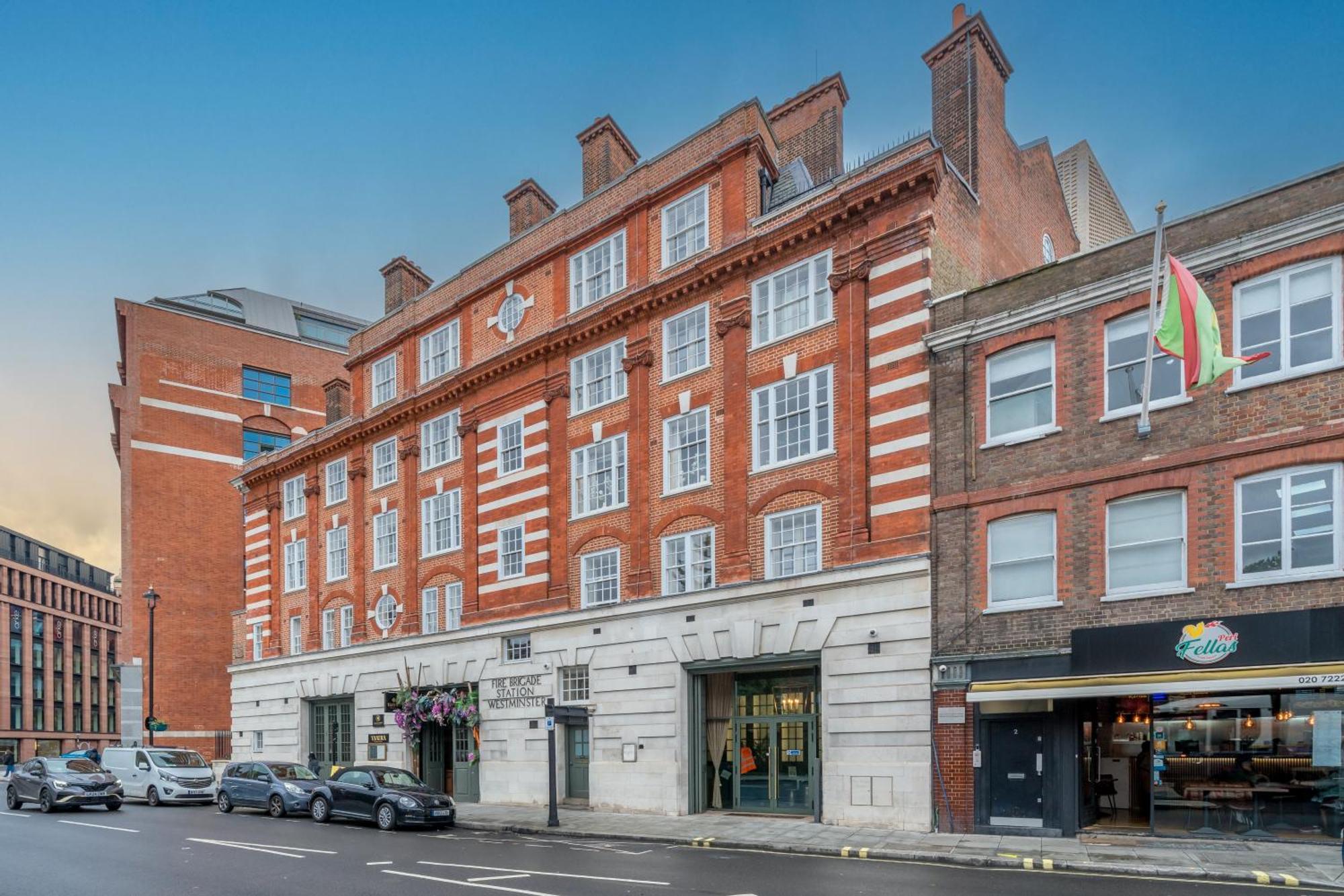 Luxury Flats Near Big Ben And Eye * Londres