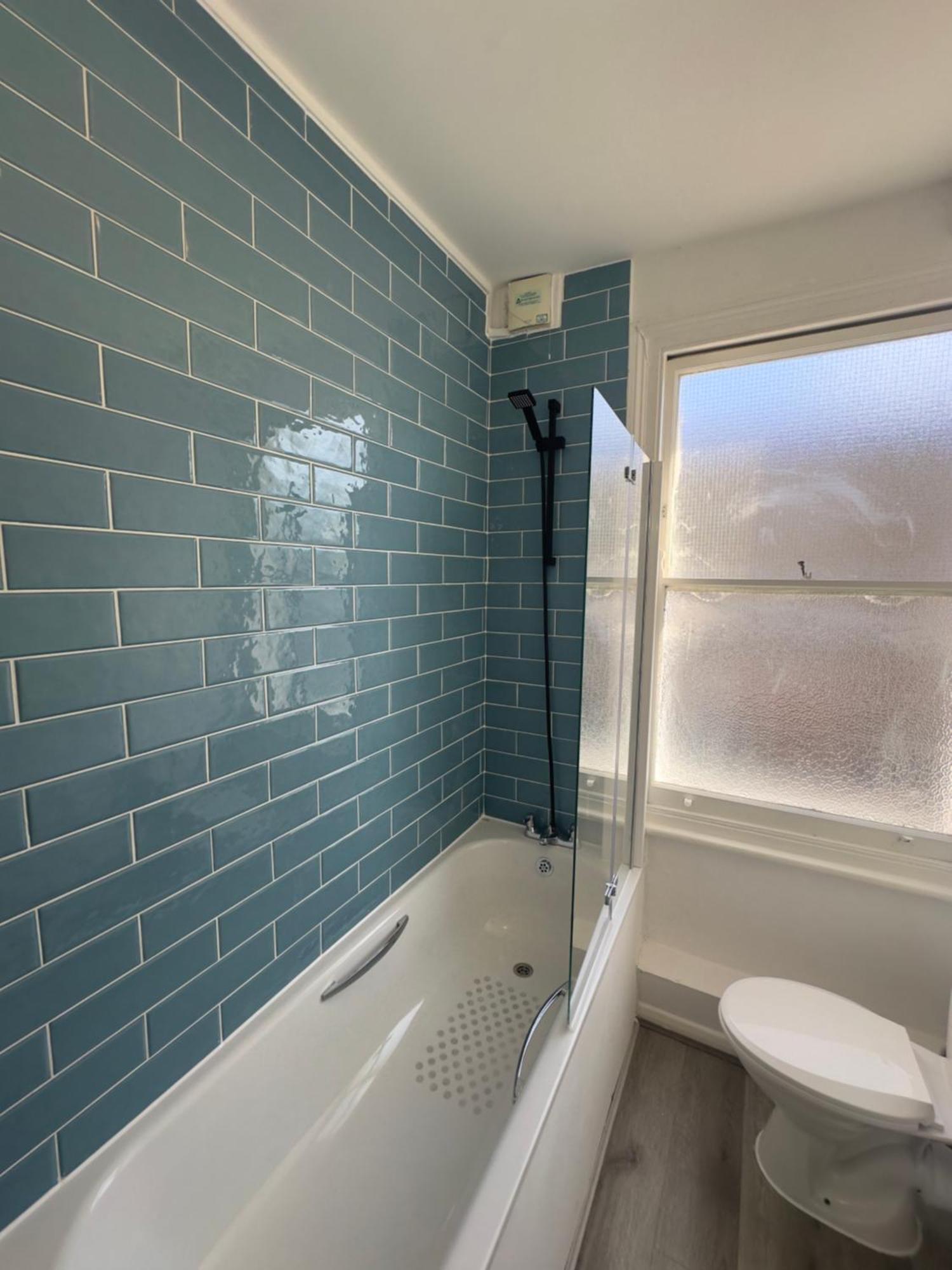 Newly Decorated 5-bed Hackney Townhouse *