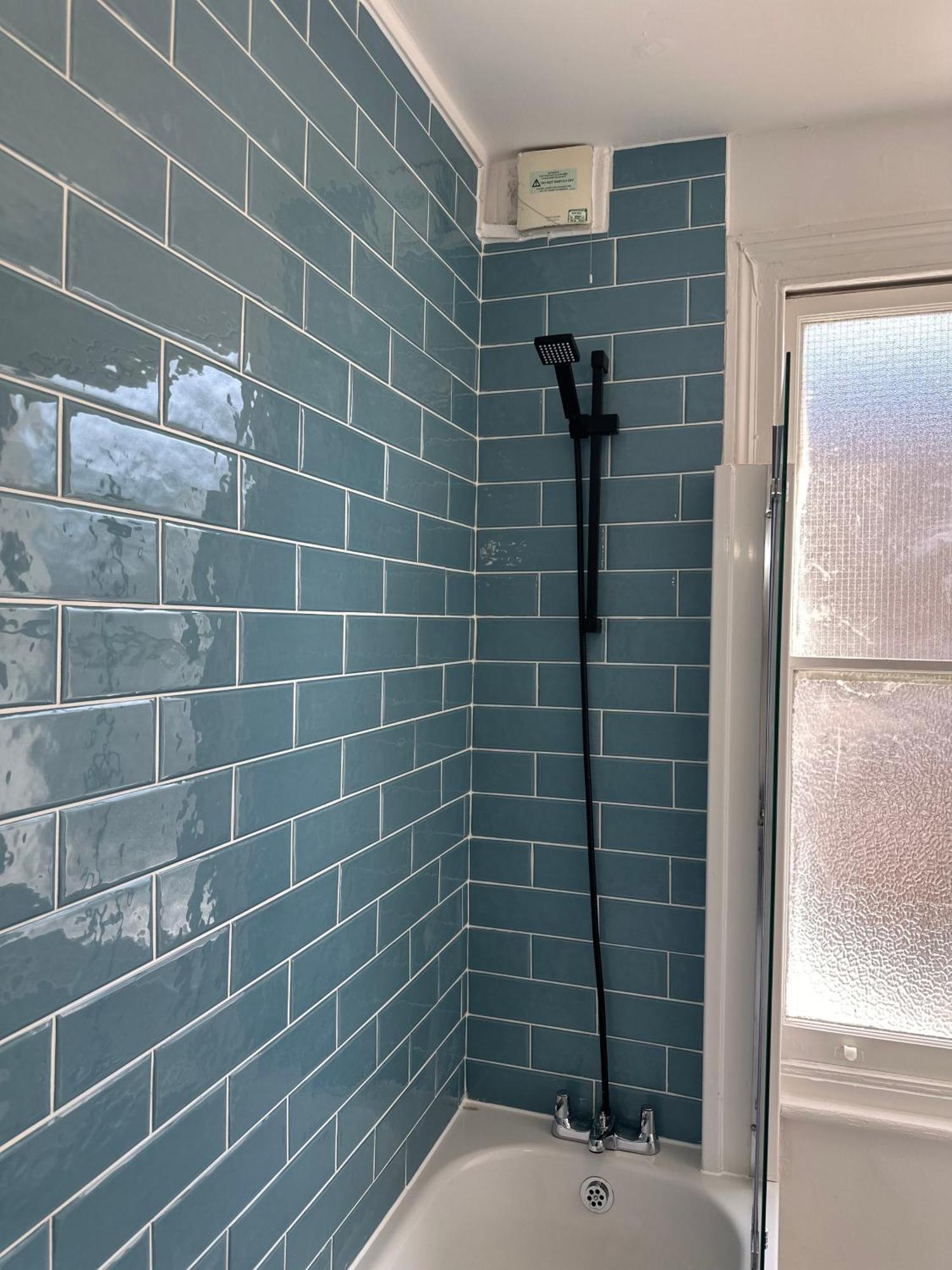 Newly Decorated 5-bed Hackney Townhouse * London