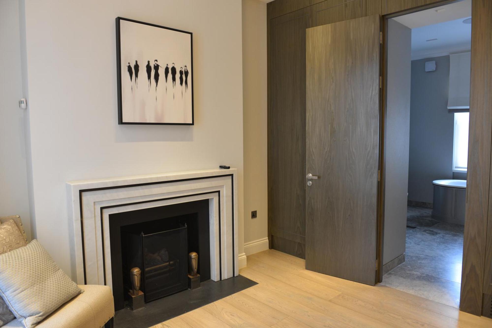 Luxury 4 Bedrooms 5 Baths 2 Receptions Family House With Garden Chelsea London