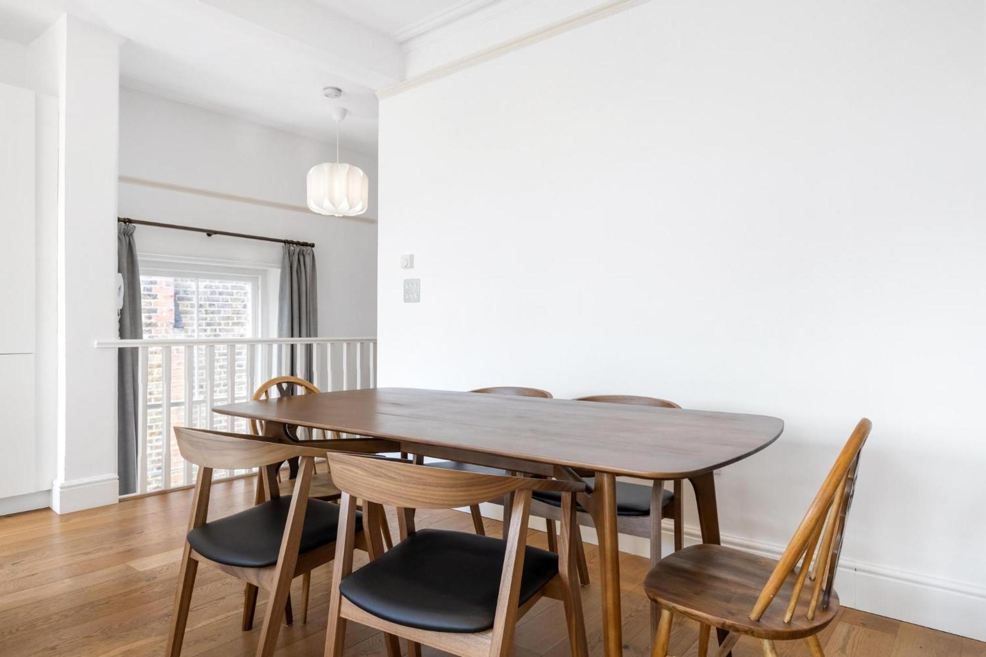 3 Bedroom Magical Hampstead Heath *
