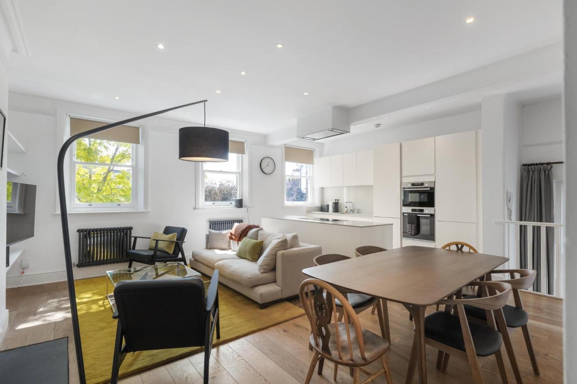 3 Bedroom Magical Hampstead Heath * London