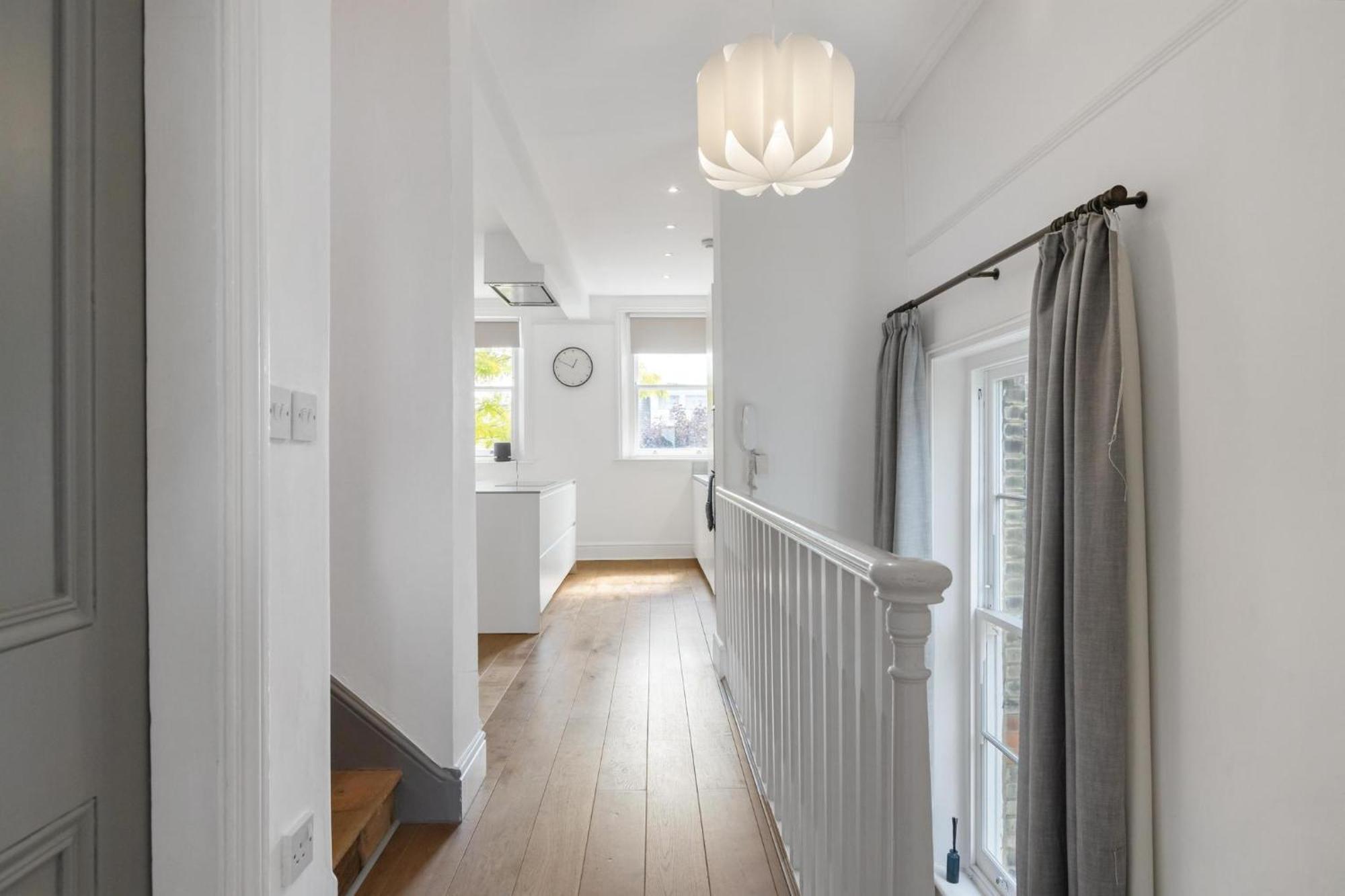 Apartment 3 Bedroom Magical Hampstead Heath *
