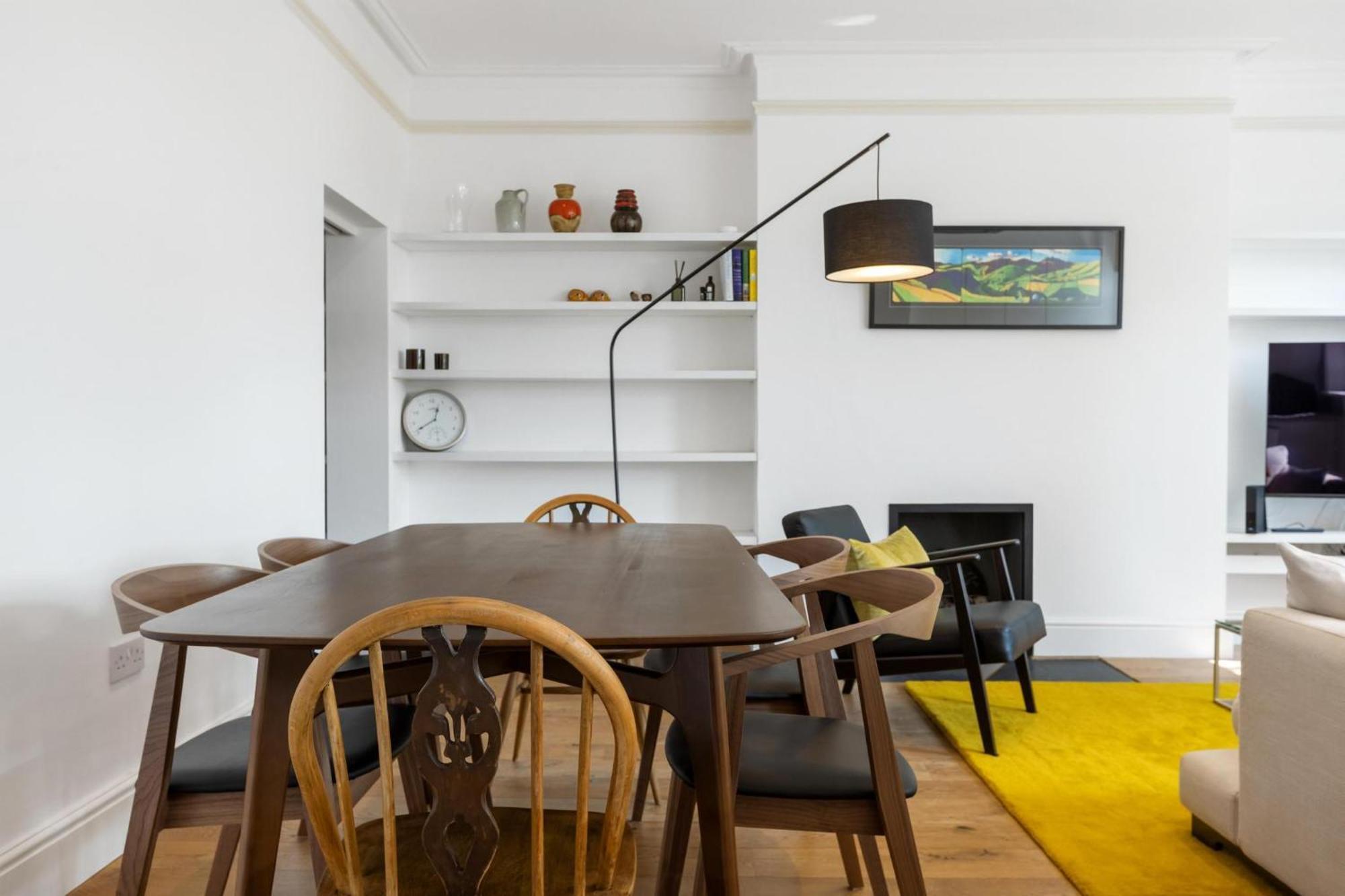 3 Bedroom Magical Hampstead Heath Apartment London