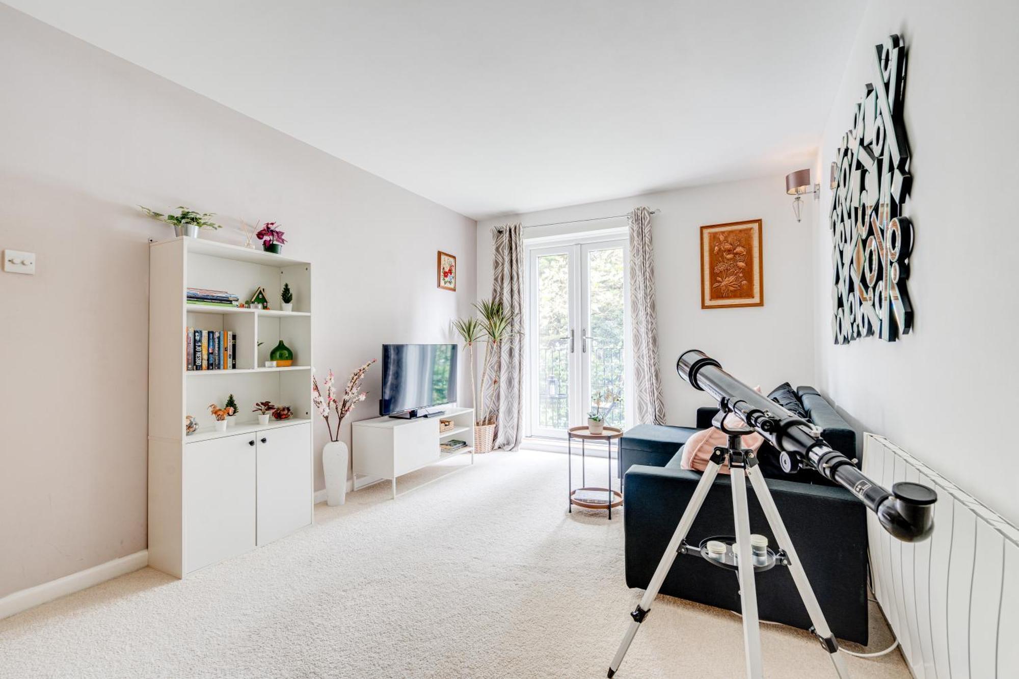 Apartment In Elephant & Castle With Parking *