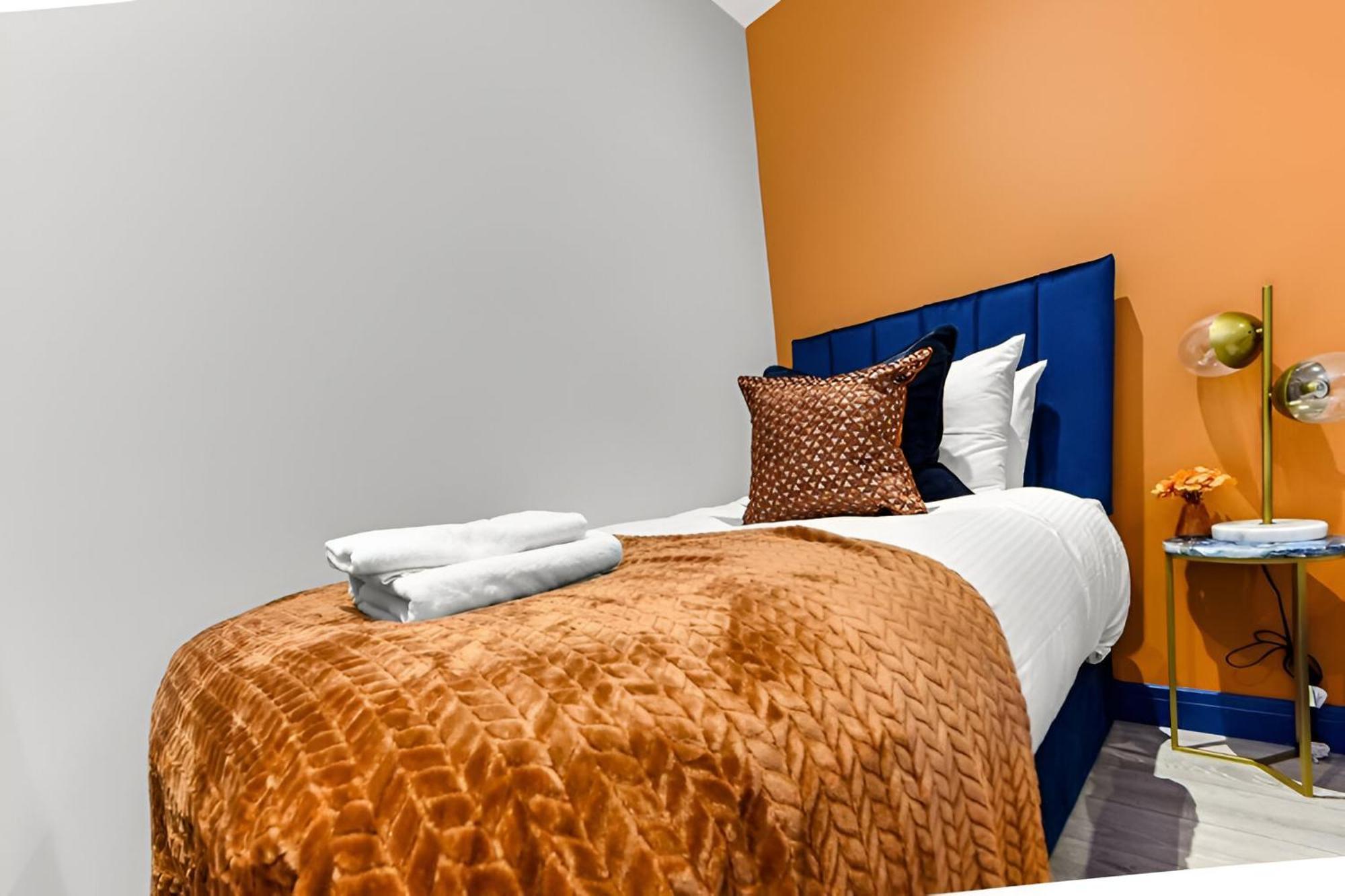 Apartamento Palatial Style House Secs To Lovely River Walk Londres