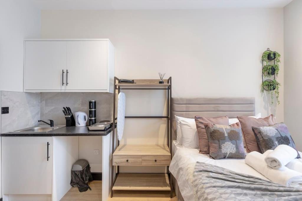 Ground Floor Finsbury A1 Next Arsnl London