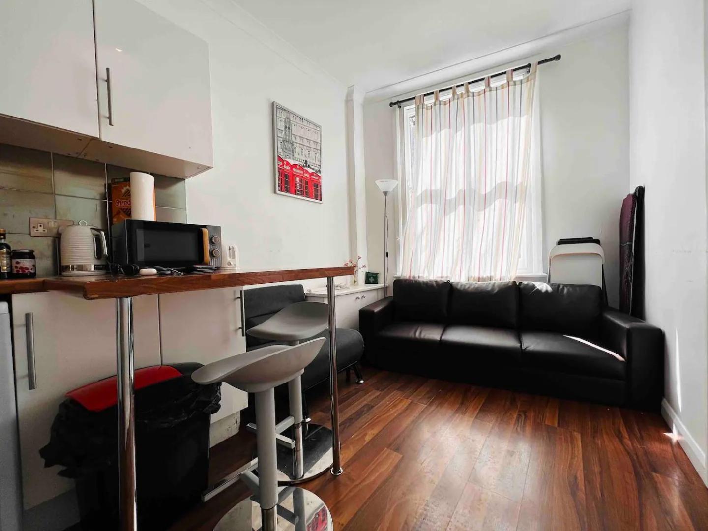 Apartment Gray's Road London