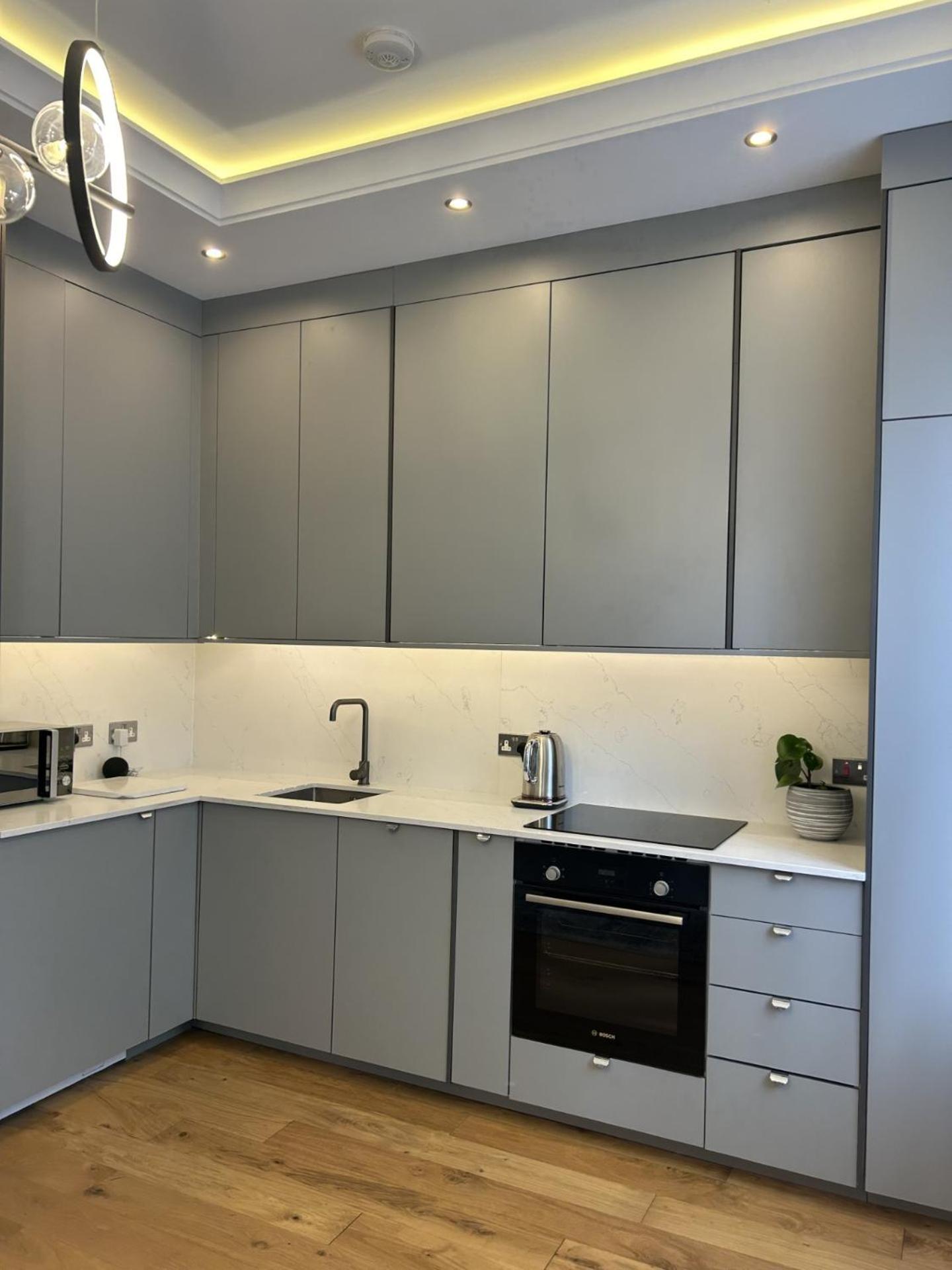 Apartment Stylish One Bed Flat In Paddington Pool And Gym Next Door Free Secure Underground Parking Nearby