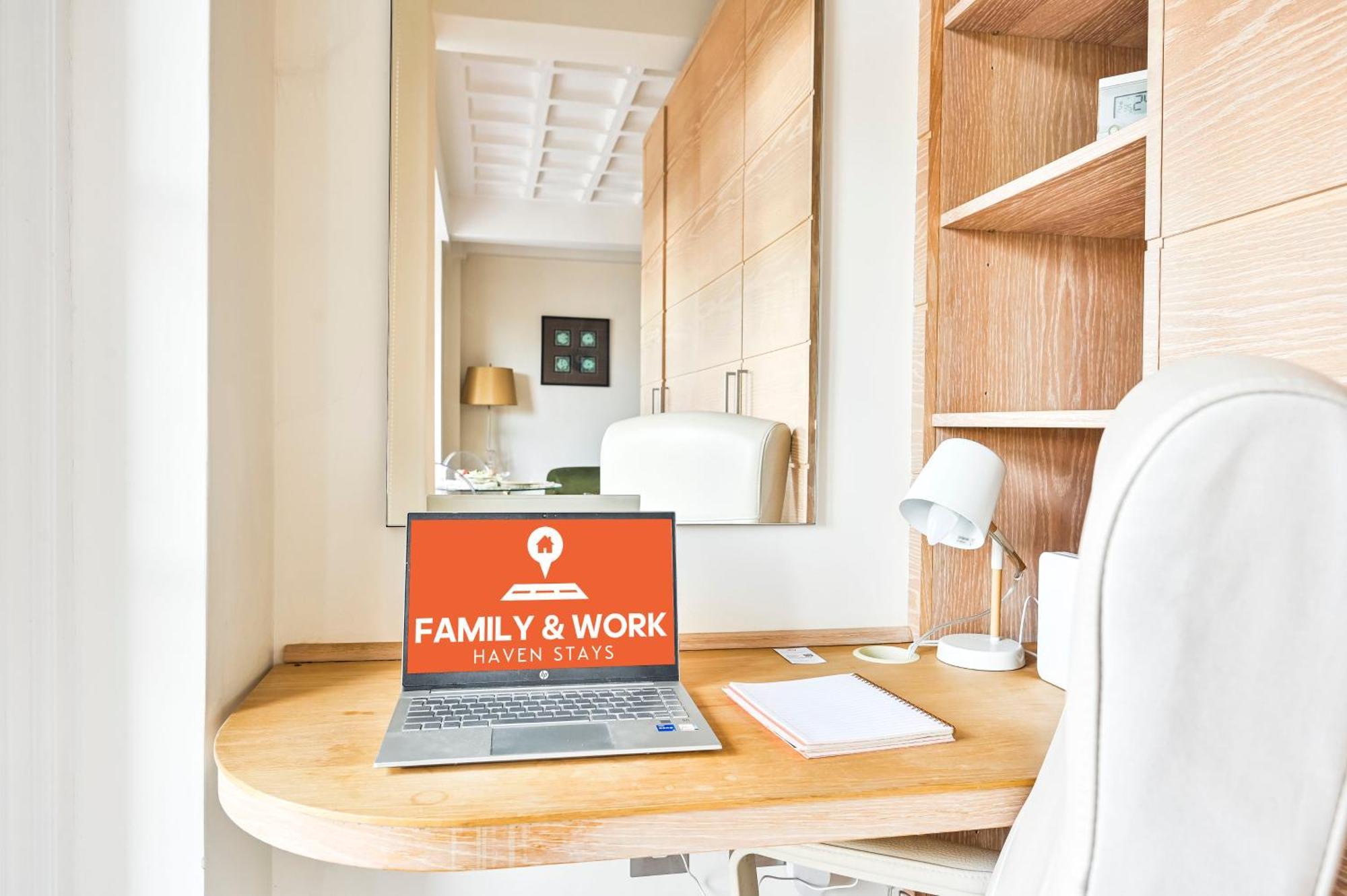 Beatles-themed Serviced On Abbey Road Apartamento