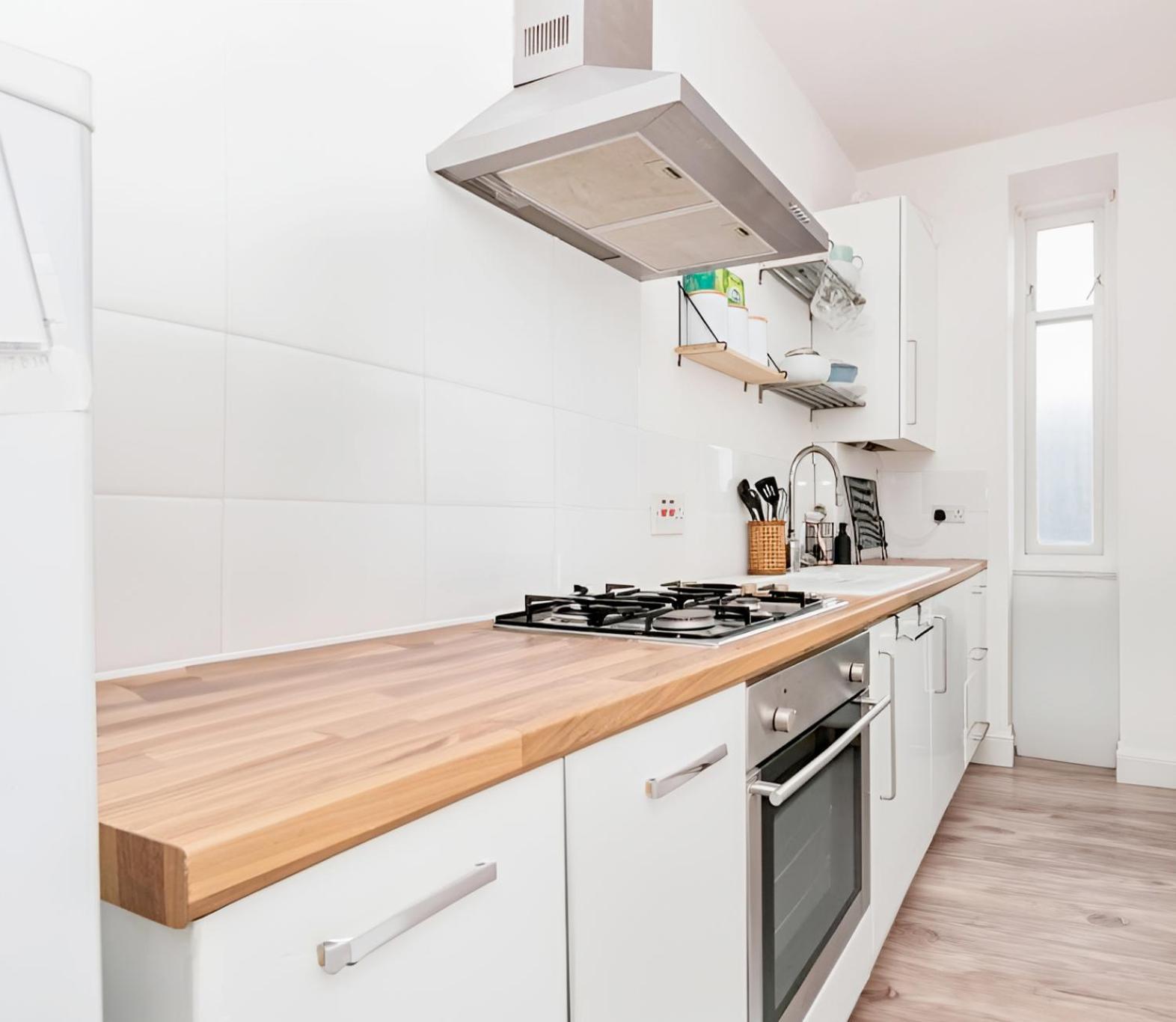 Soho Superb 2br Flat Apartment London