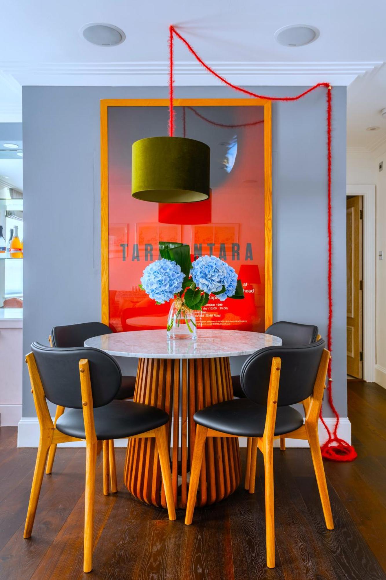 2bed Kings Road Chelsea Apt, Apartment *