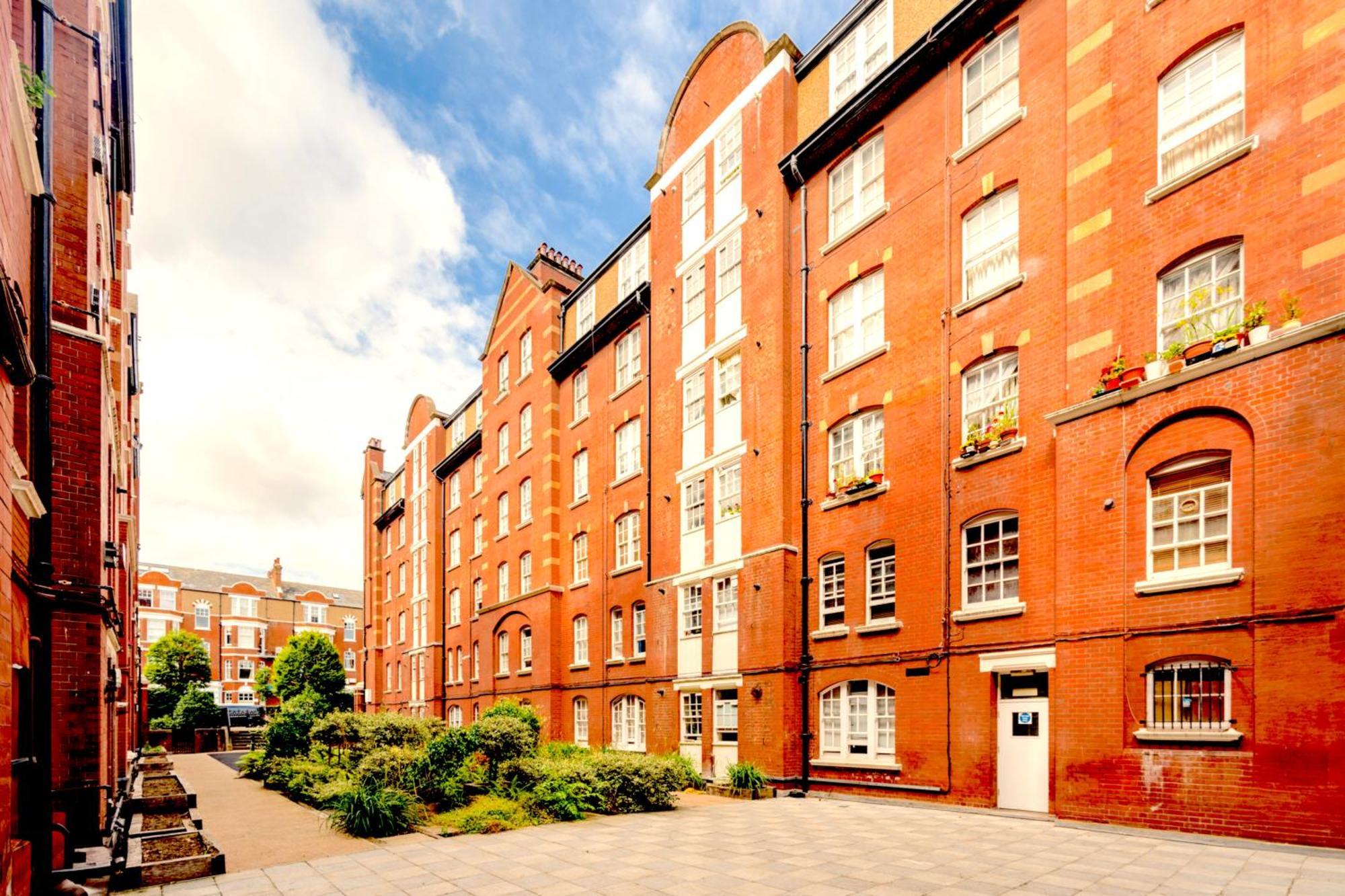 Apartment 2bed Kings Road Chelsea Apt, London