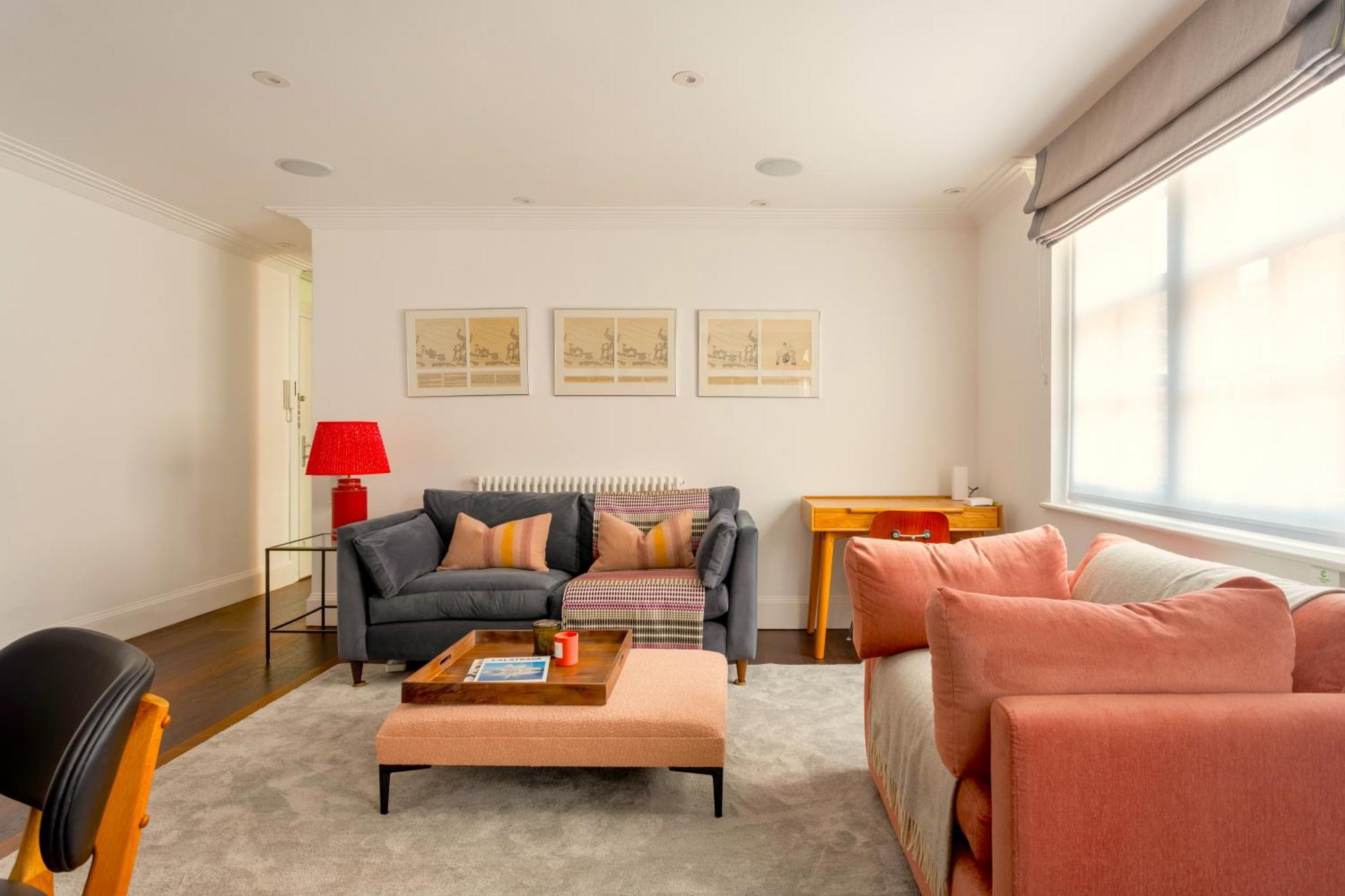 2bed Kings Road Chelsea Apt, *