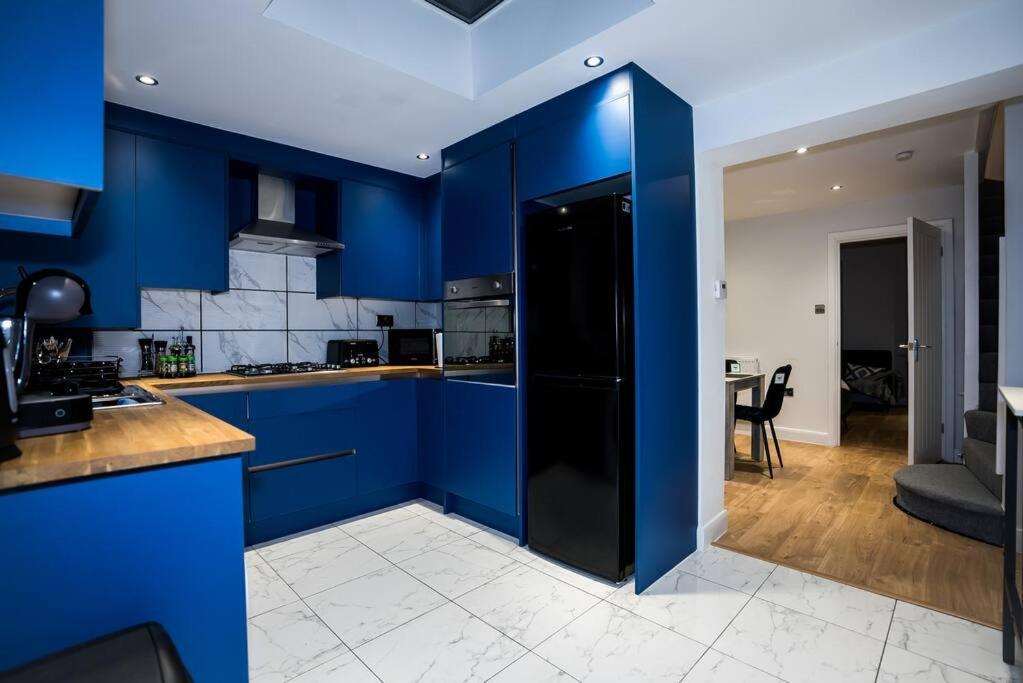 3 Bed Modern House Tottenham Londres