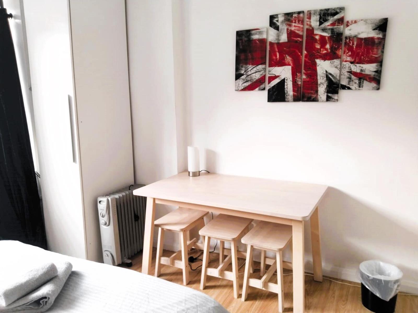 Flat At Paddington Zone 1 Apartment