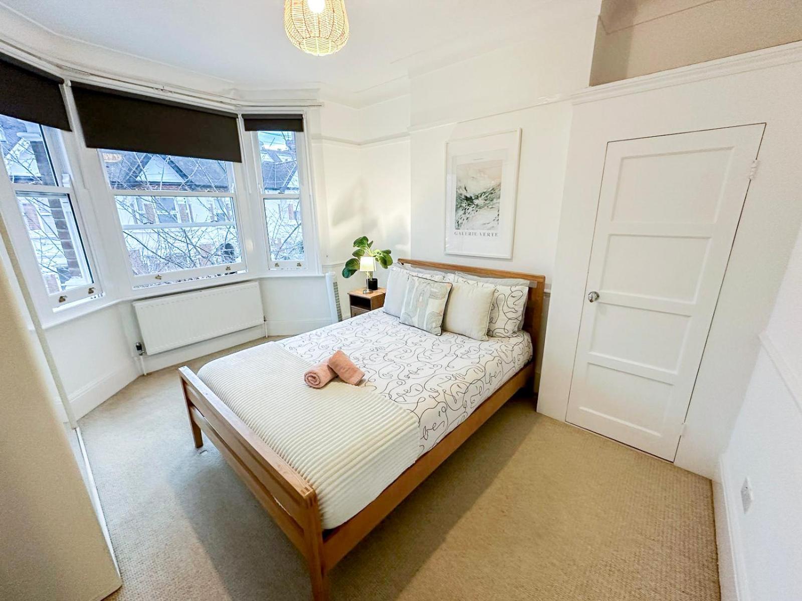 Apartment Lovely 3 Bedroom Maisonette With Private Roof Terrace In Hammersmith London