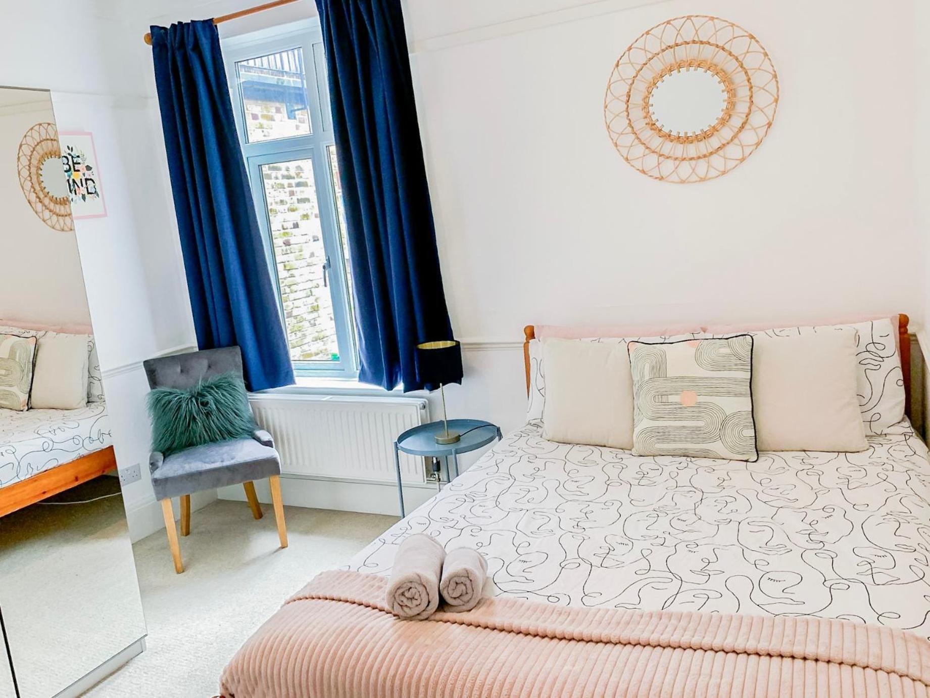 Lovely 3 Bedroom Maisonette With Private Roof Terrace In Hammersmith London