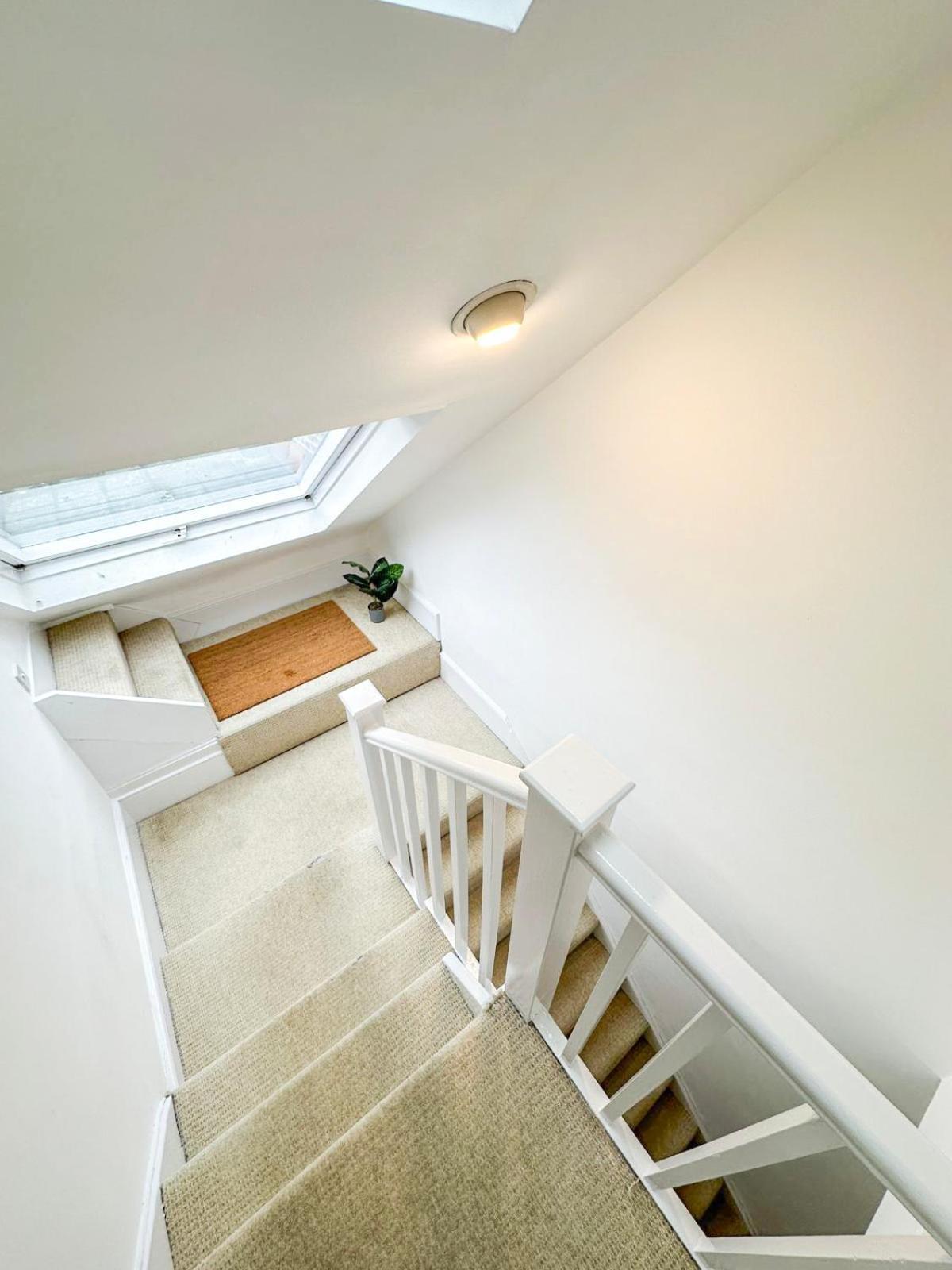 Apartment Lovely 3 Bedroom Maisonette With Private Roof Terrace In Hammersmith *