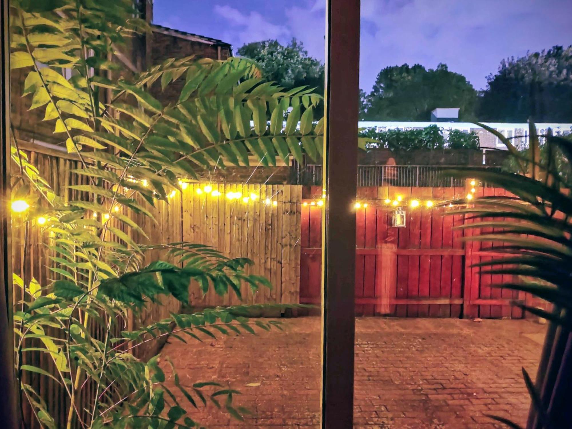 Spacious 3 Bedroom Whitechapel - 9 Mins From Tower Bridge With Free Parking & Garden Casa de férias Londres