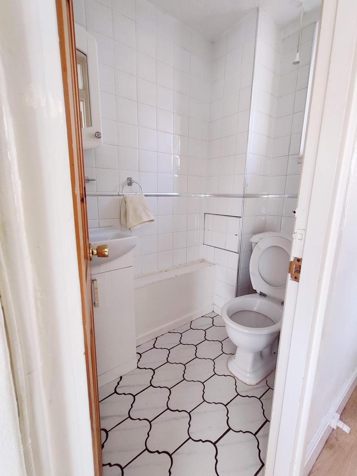 Spacious 3 Bedroom Whitechapel - 9 Mins From Tower Bridge With Free Parking & Garden Casa de férias