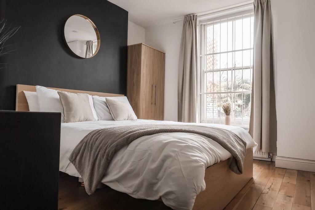 Modern Cosy In London, Sw9 *