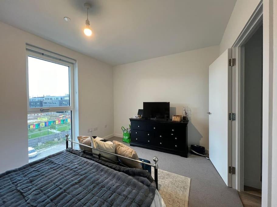 Entire 1 Bedroom Apartment London