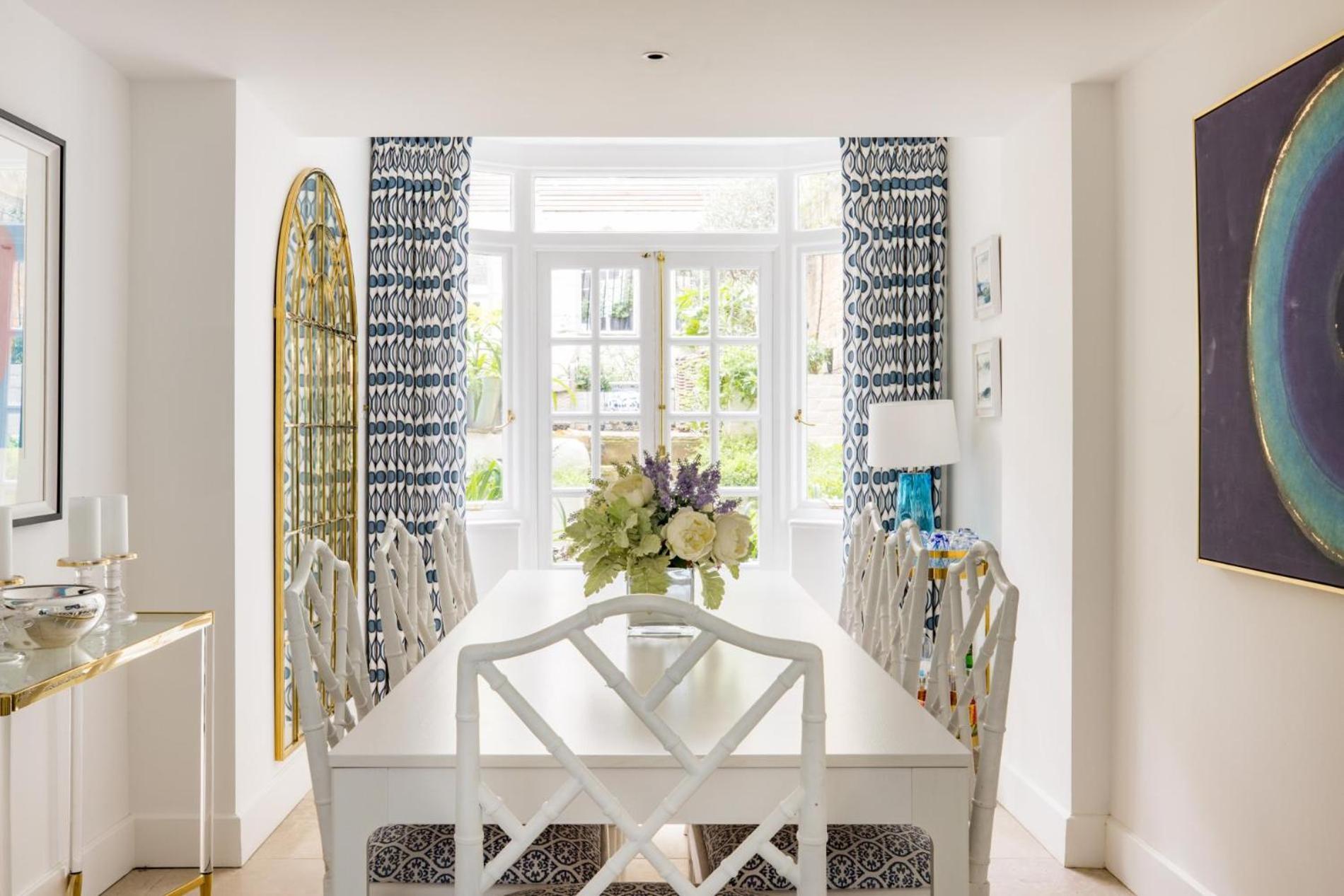 The Impressionists Fireplace - 3 Bedroom In Chelsea London