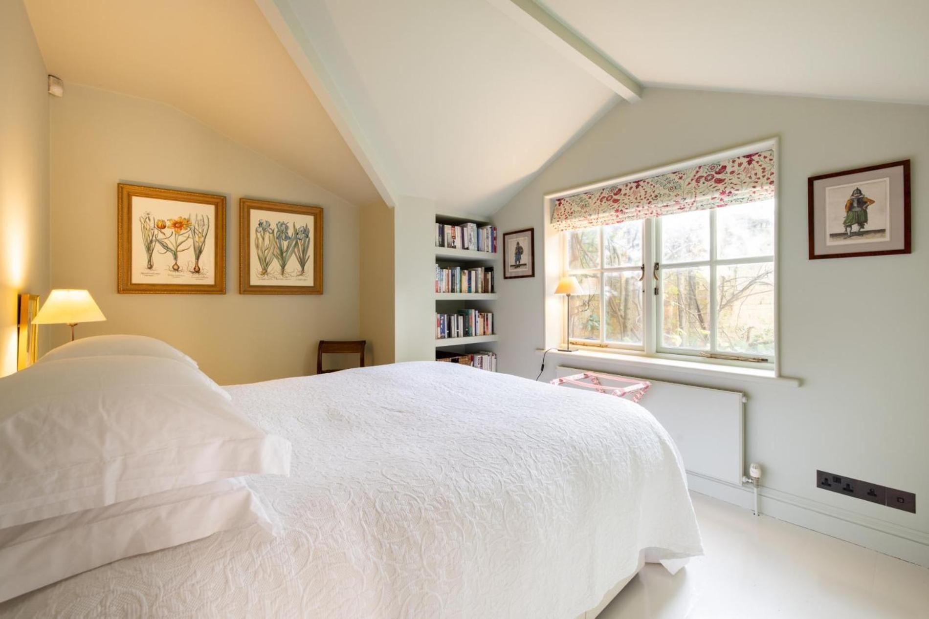 Apartment Living - 3 Bedroom In Chelsea London